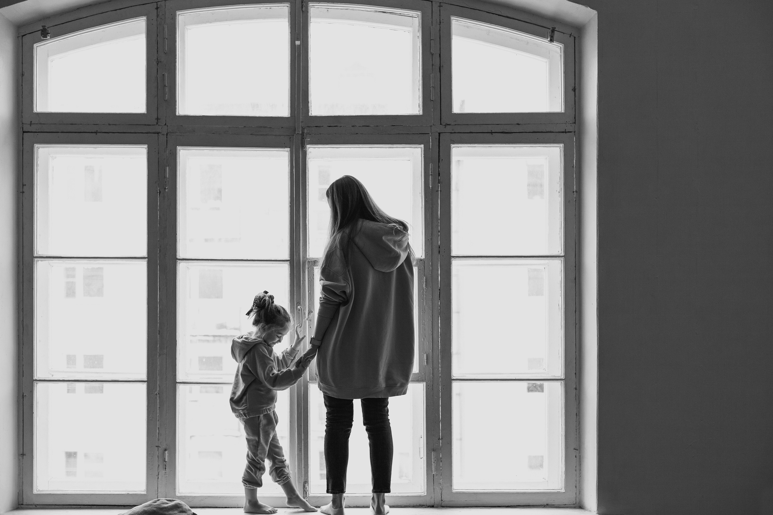 Студийная фотосессия мамы и дочки. Детский и контент фотограф Надя Волкова Санкт-Петербург