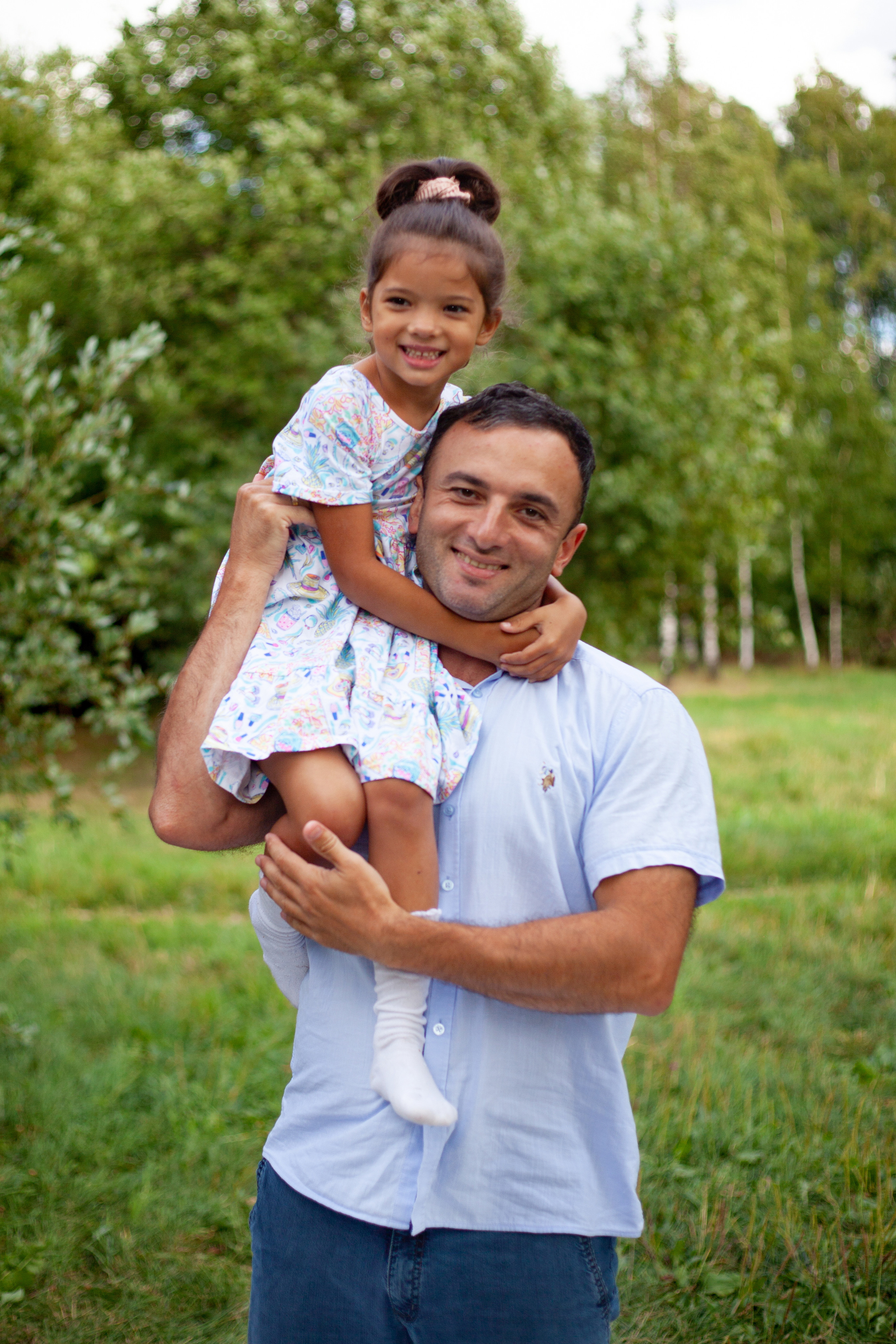 Семейный летник фотопикник у дома. Детский и контент фотограф Надя Волкова Санкт-Петербург