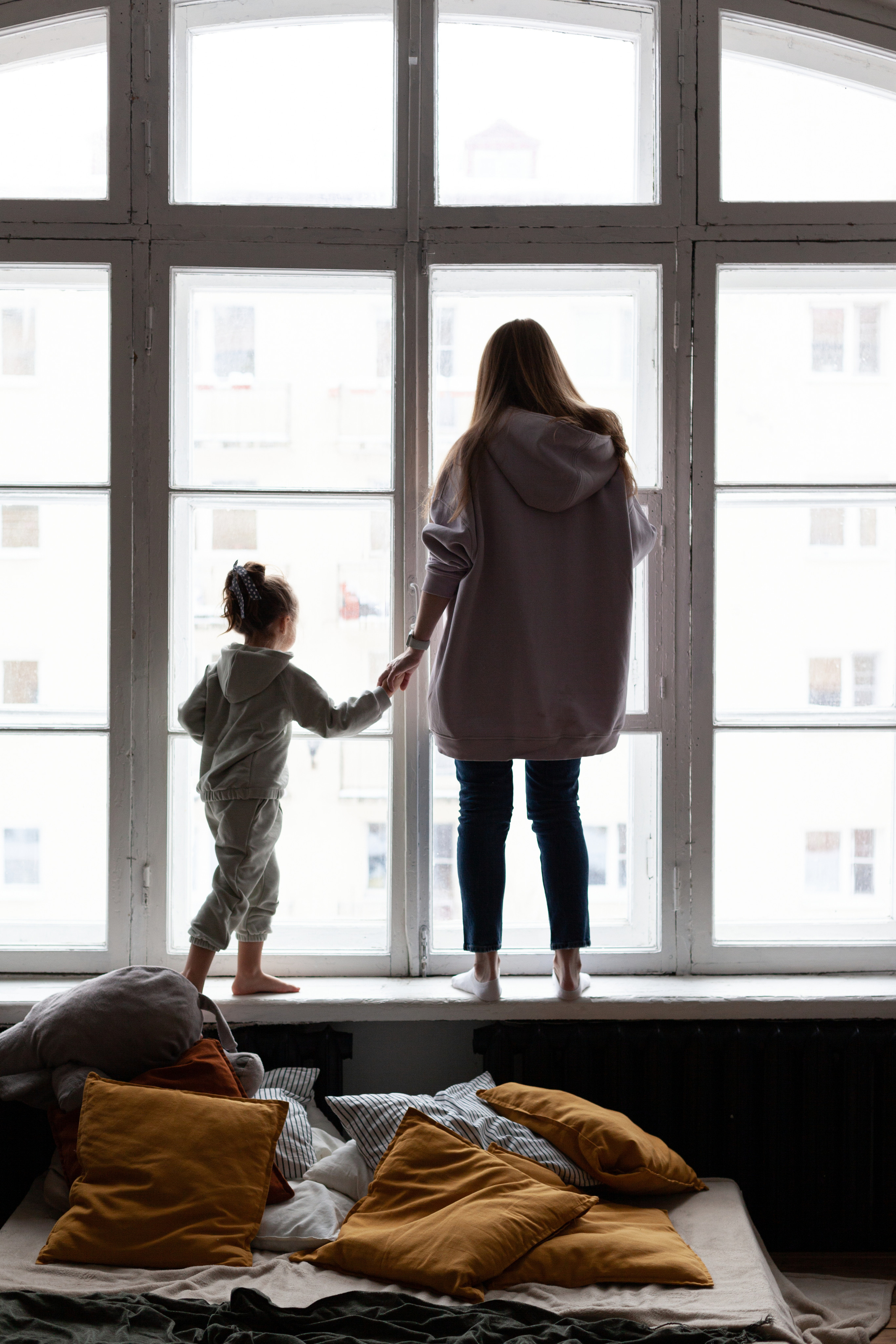 Студийная фотосессия мамы и дочки. Детский и контент фотограф Надя Волкова Санкт-Петербург