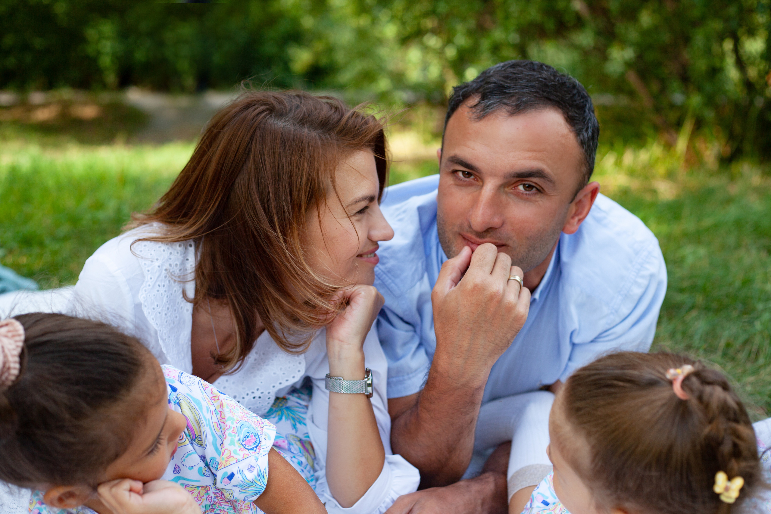 Семейный летник фотопикник у дома. Детский и контент фотограф Надя Волкова Санкт-Петербург