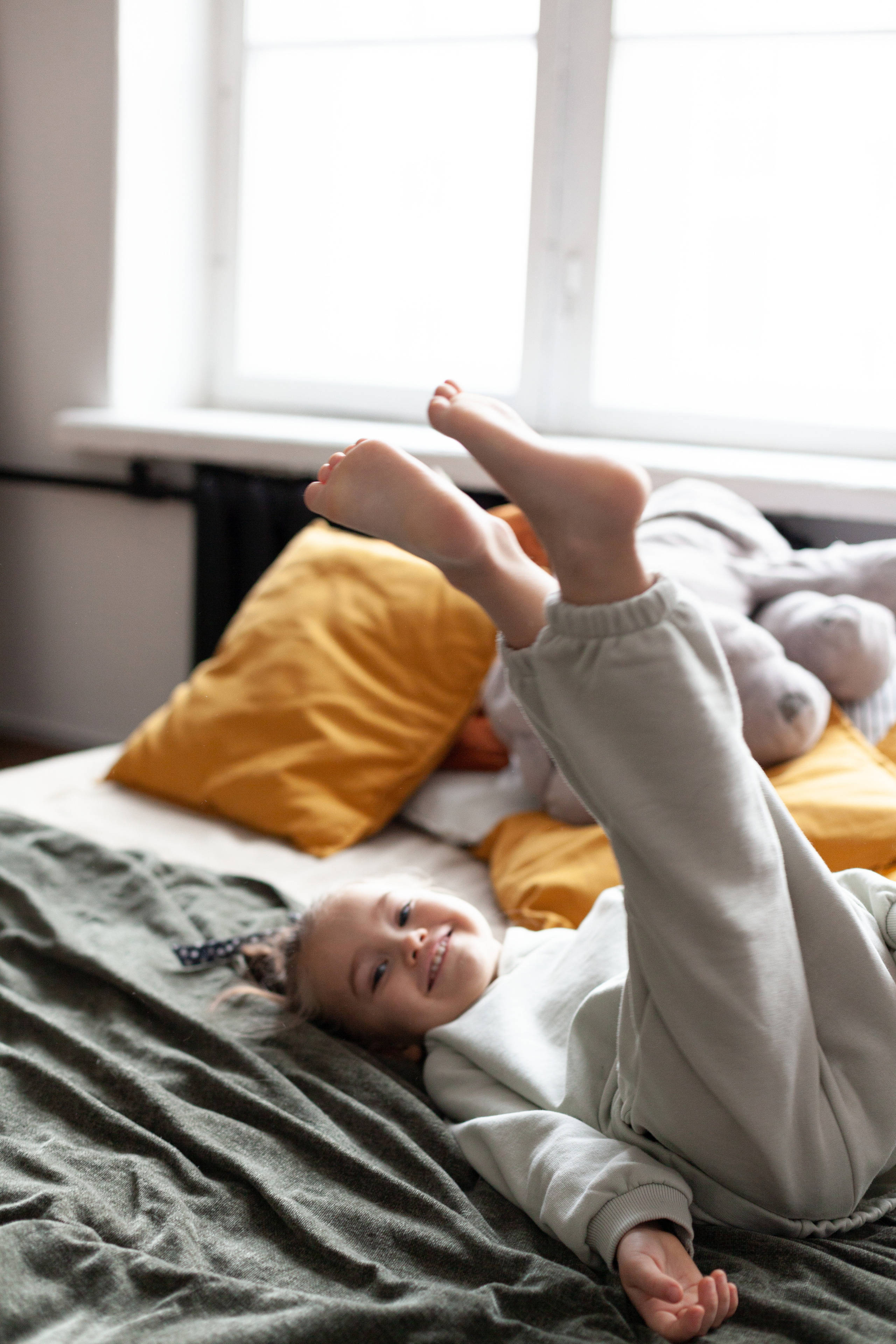 Студийная фотосессия мамы и дочки. Детский и контент фотограф Надя Волкова Санкт-Петербург