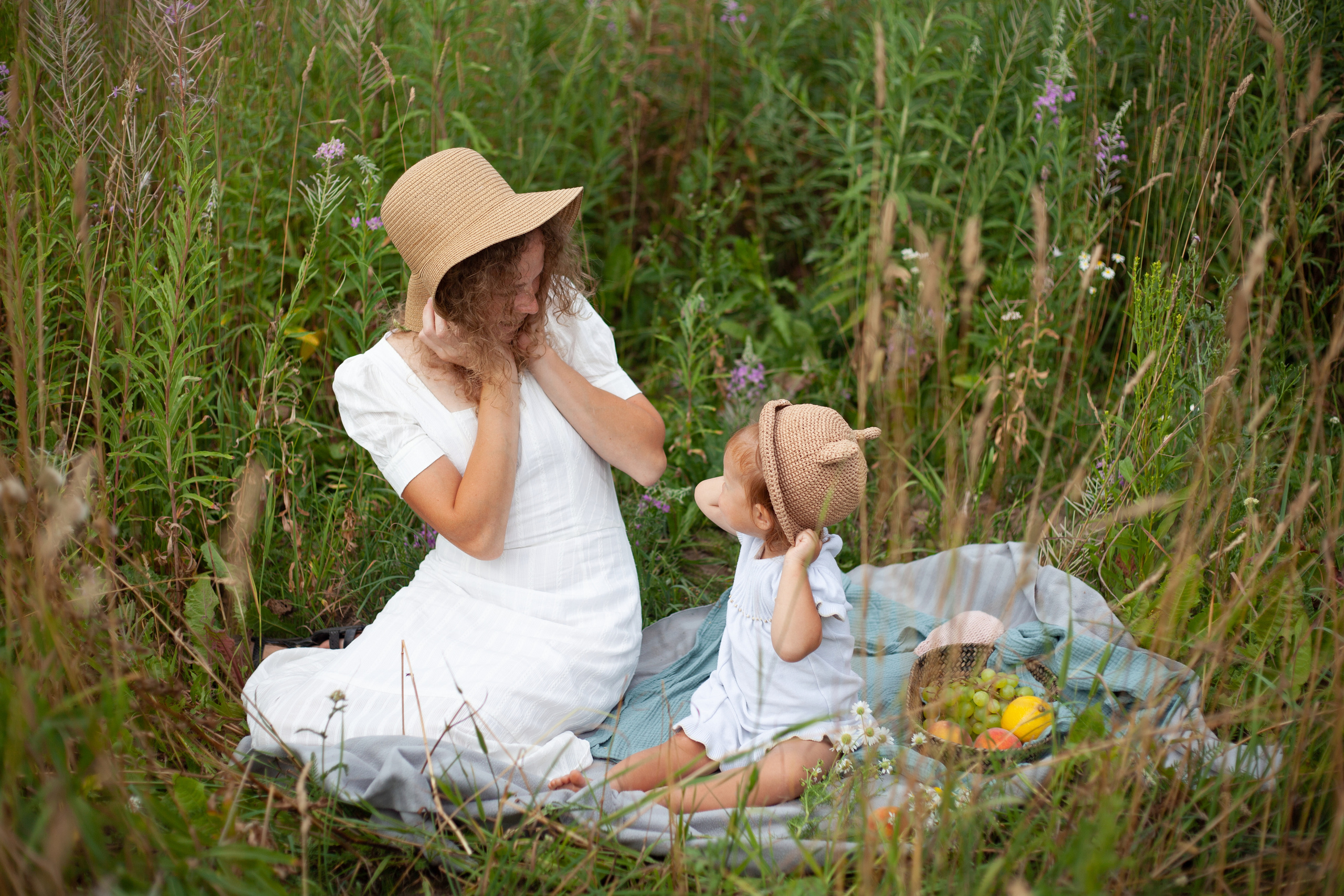Летняя фотосессия для мамы и дочки. Детский и контент фотограф Надя Волкова Санкт-Петербург