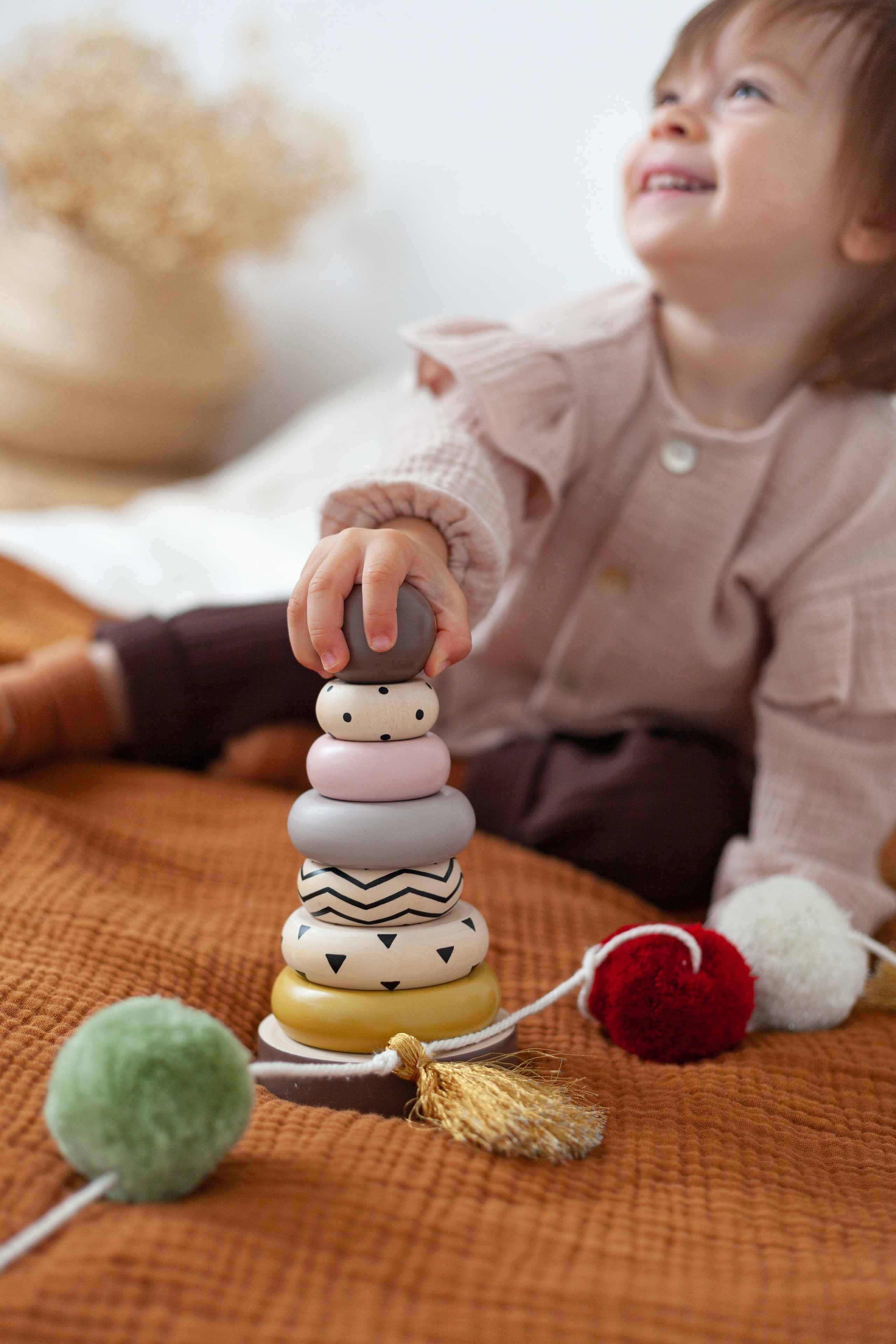 Фотосессия папы с дочкой в фотостудии. Детский и контент фотограф Надя Волкова Санкт-Петербург