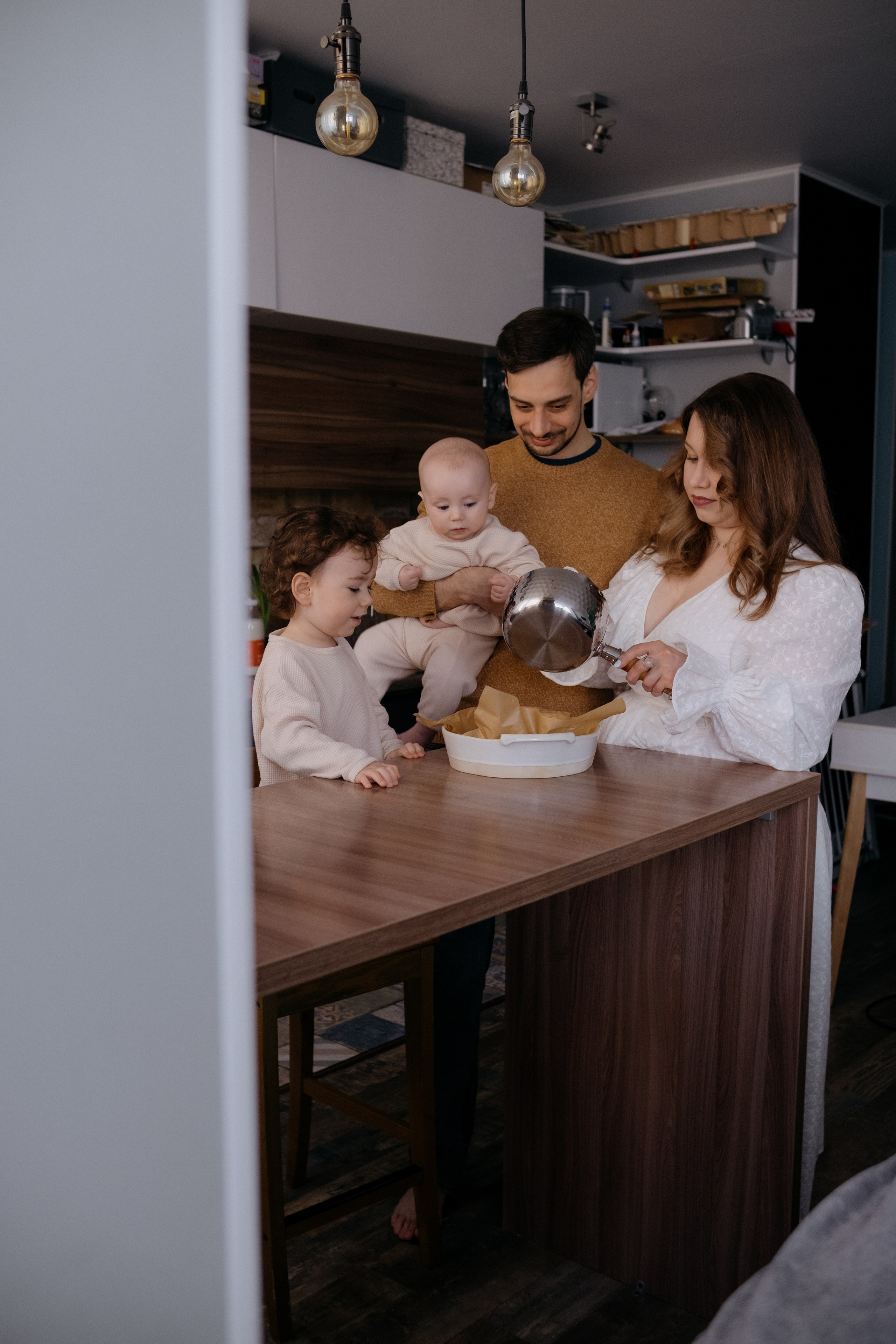 Семейные фотосессии дома и в студии. Семейный и детский фотограф в Москве Александра Михайлечко