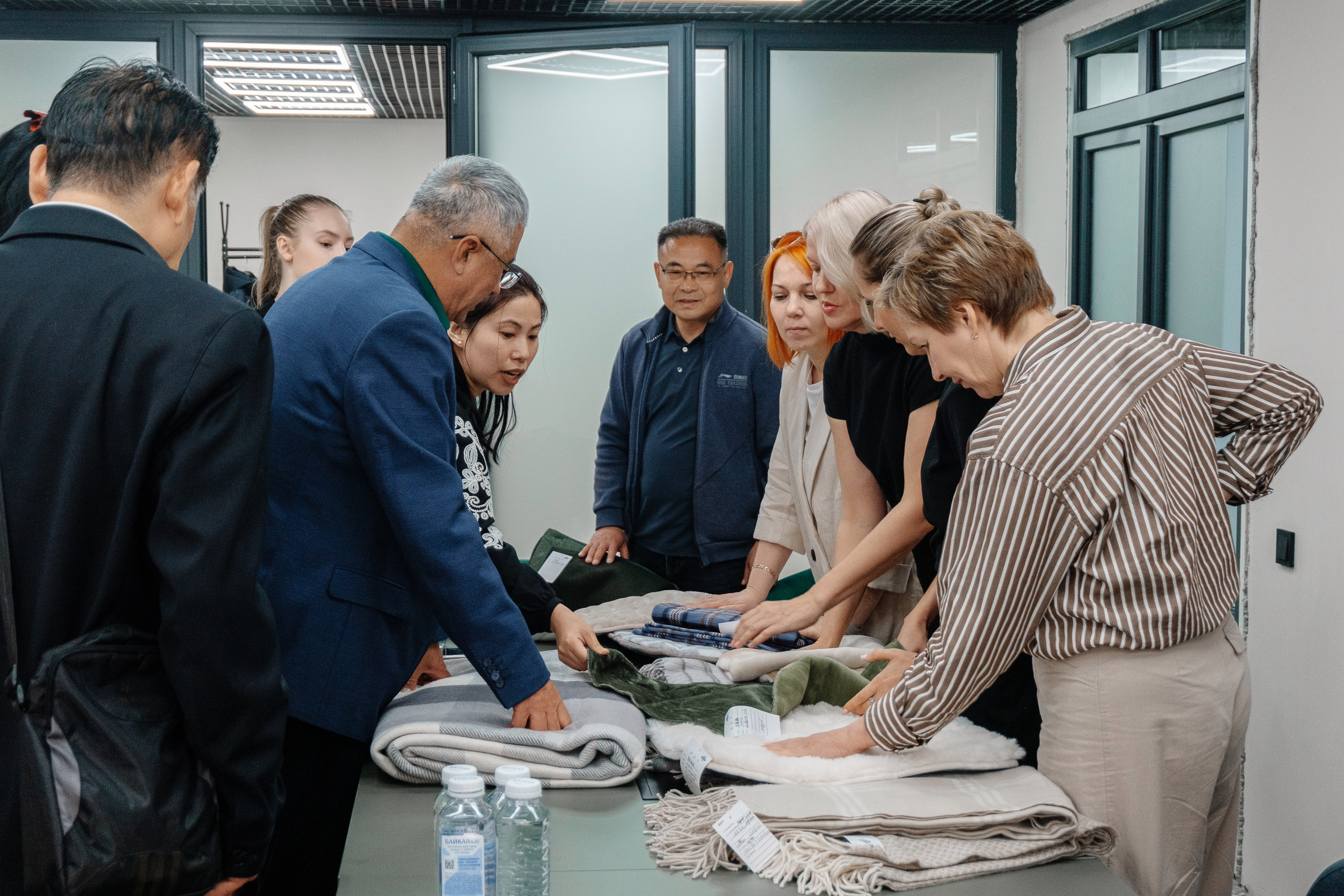 Делегация Китая в Ивановской текстильной компании