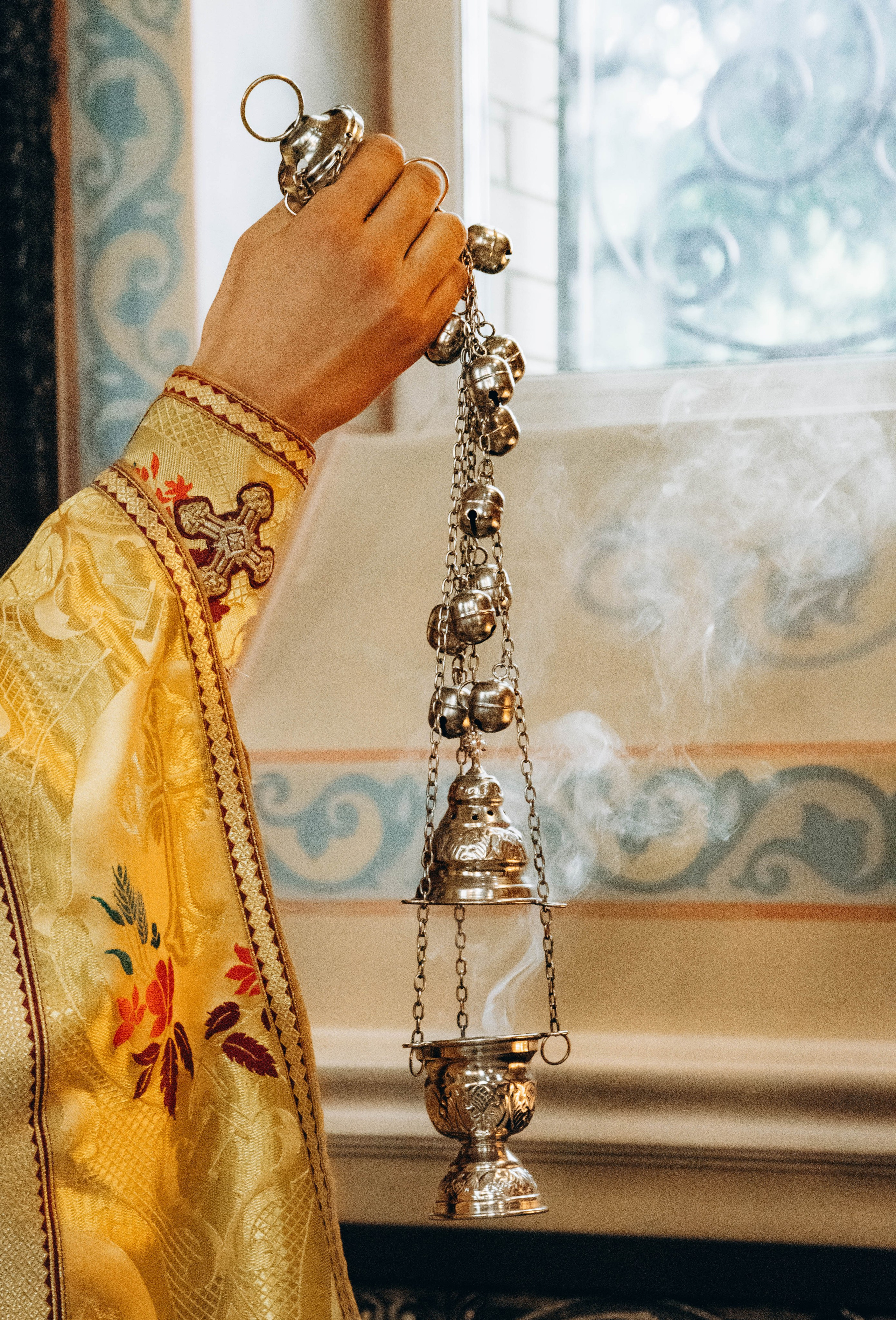 Литургия в храме блж. Ксении Петербургской д. Слобода. Фотограф Москва Валерия Веденина