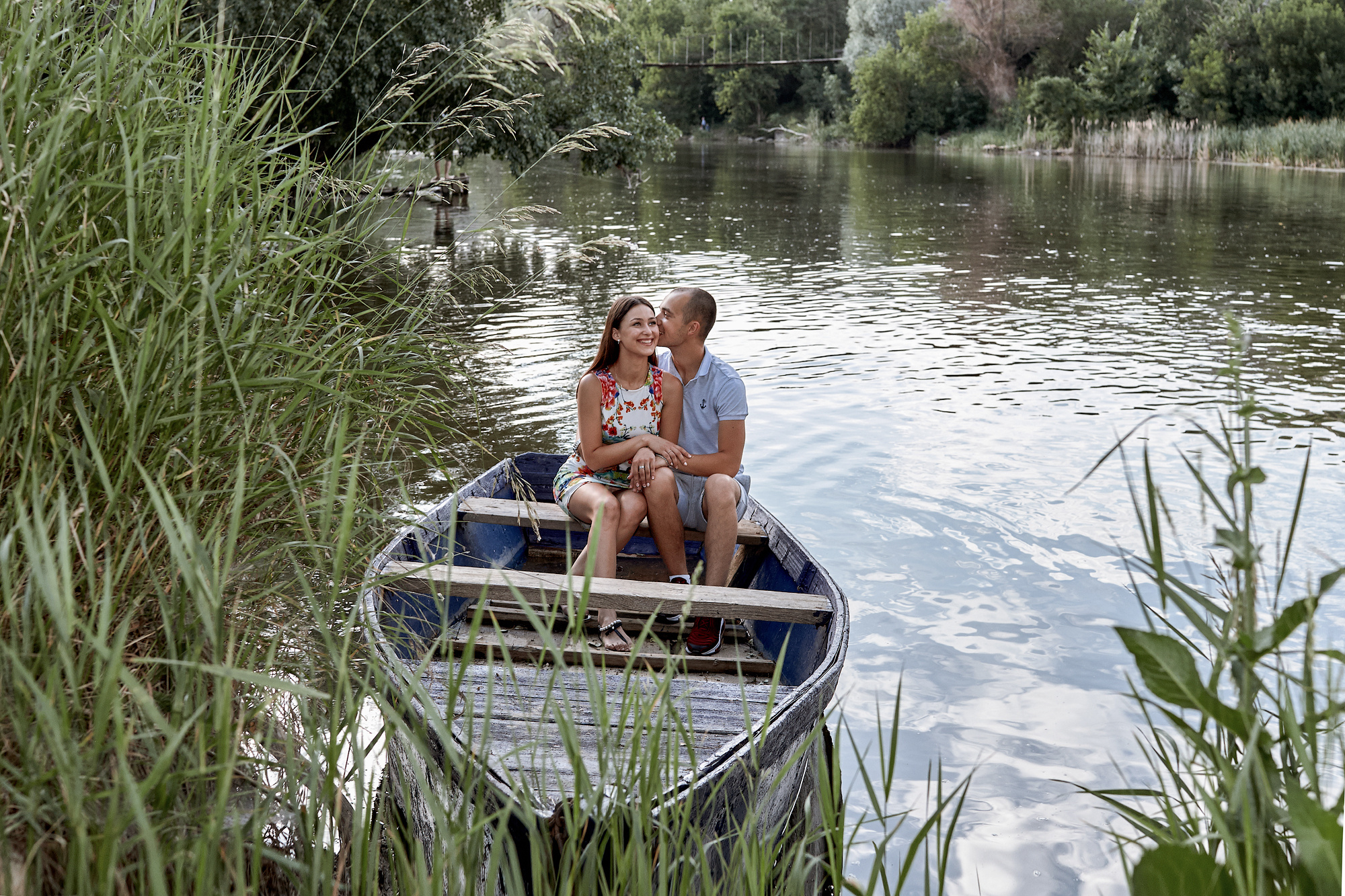 Летняя фотосессия у реки Белая Калитва. Фото видео съёмка в Белой Калитве дуэт Герман и Инна