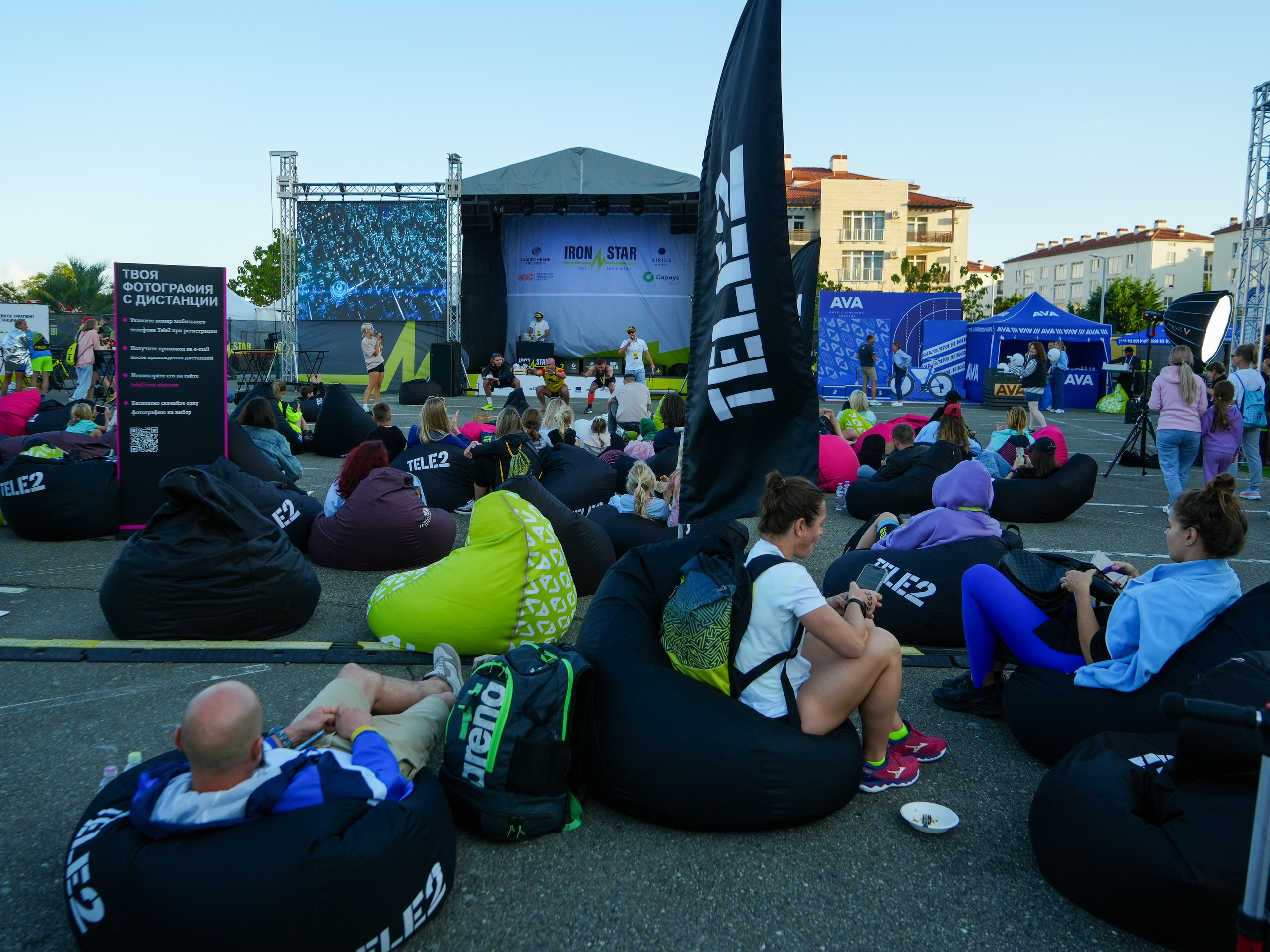 Фотоотчет партнерской интеграции для компании TELE2 на фестивале Ironstar. Репортажный фотограф в Красной Поляне и Сочи Павлюченко Екатерина