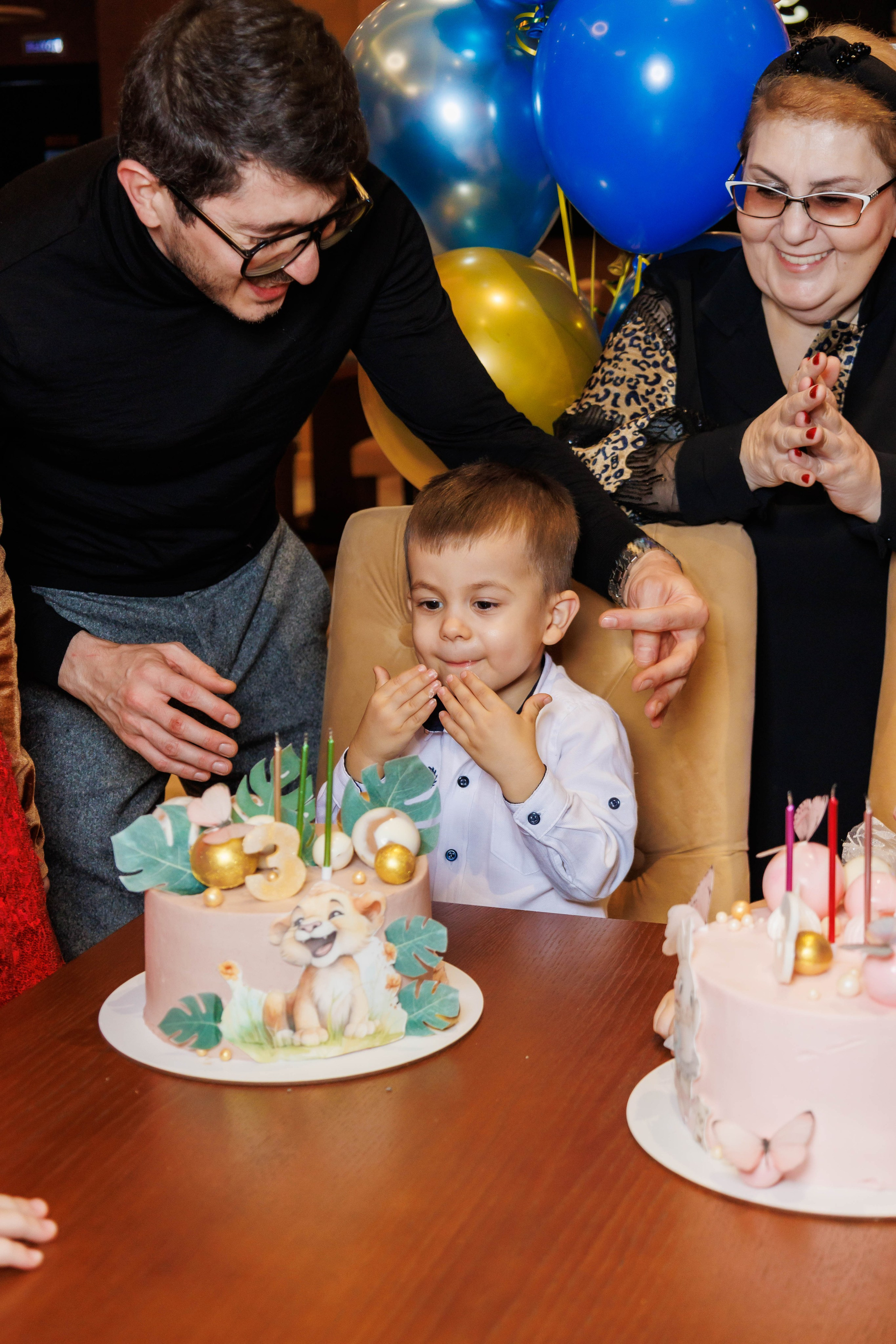 День рождения в ресторане. Фотограф в Москве Дмитрий Емельянов