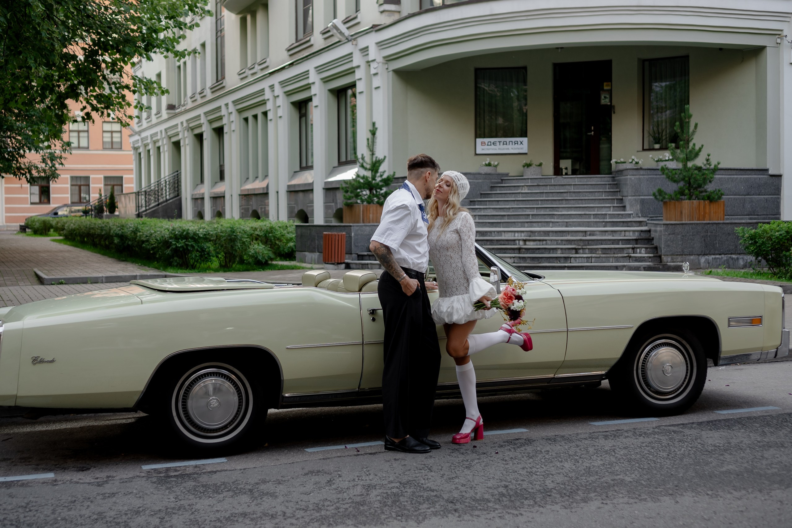 СВАДЕБНАЯ СЬЕМКА С КАБРИОЛЕТОМ В САНТК-ПЕТЕРБУРГЕ НА ПЕТРОГРАДКЕ В ОТЕЛЕ ПАНОРАМИКА. Профессиональный фотограф, Санкт-Петербург — Виктория Богомолова