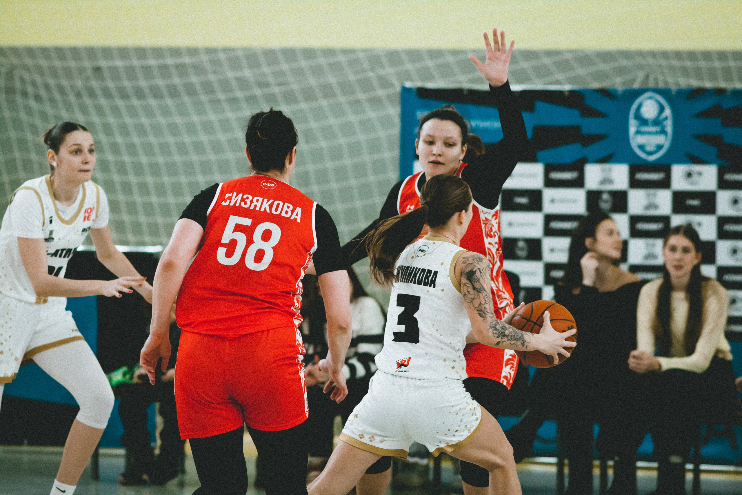 Атланта-Юность / 1. Фотография