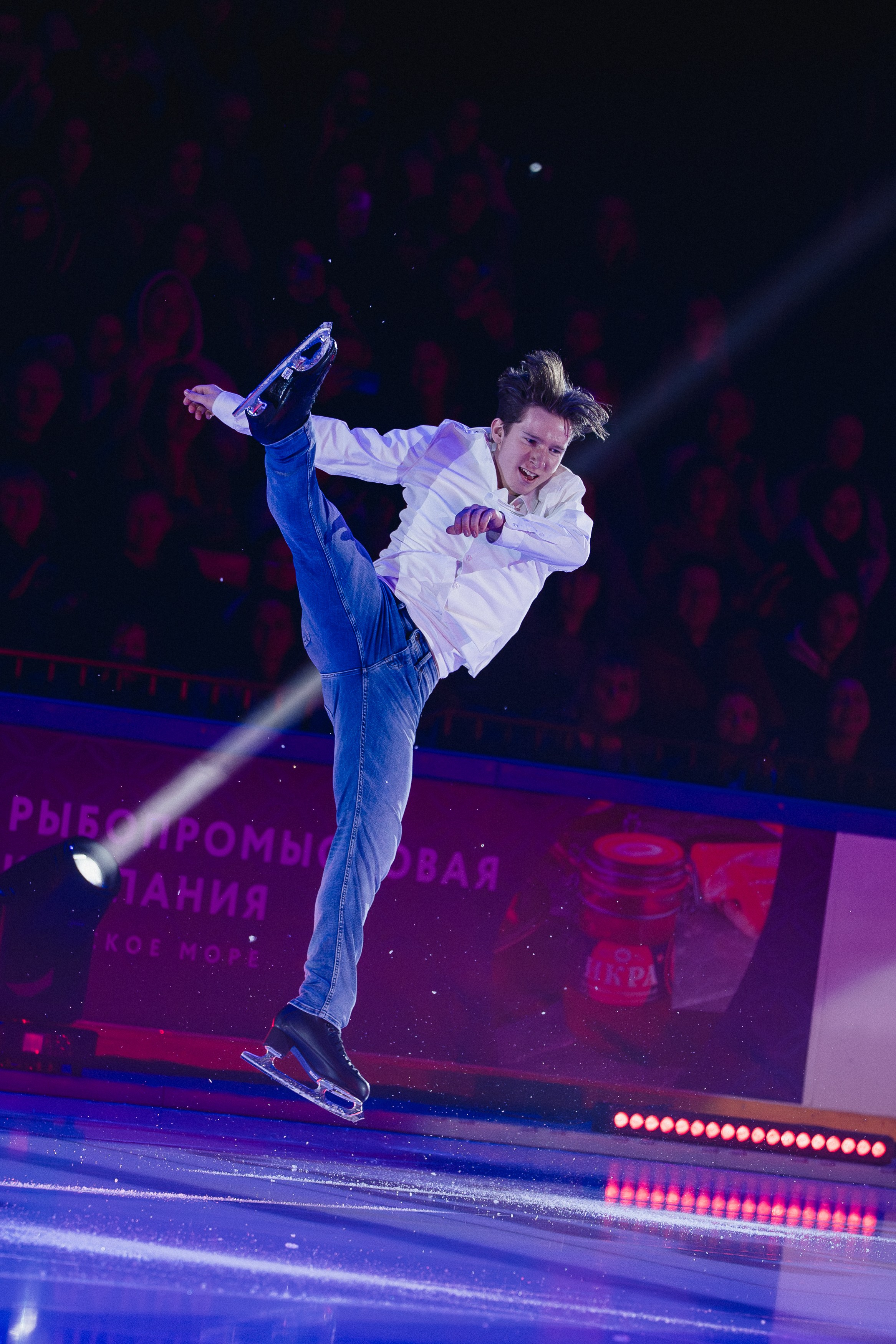 Шоу Этери Тутберидзе в Новосибирске. Воробьева Ксения — Спортивный и танцевальный фотограф Новосибирск