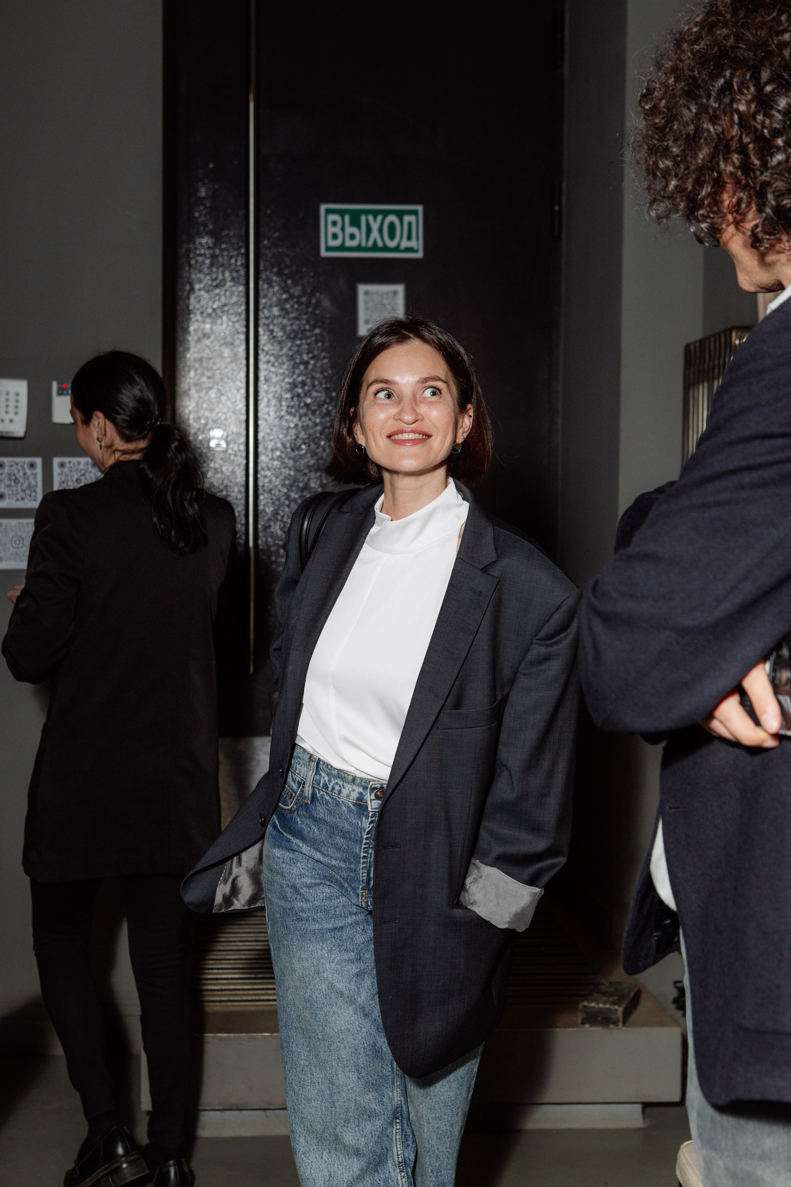 ВЫСТАВКА SNEG GALLERY. Репортажный фотограф Москва (детские праздники, квизы, концерты, дни рождения, свадьбы)