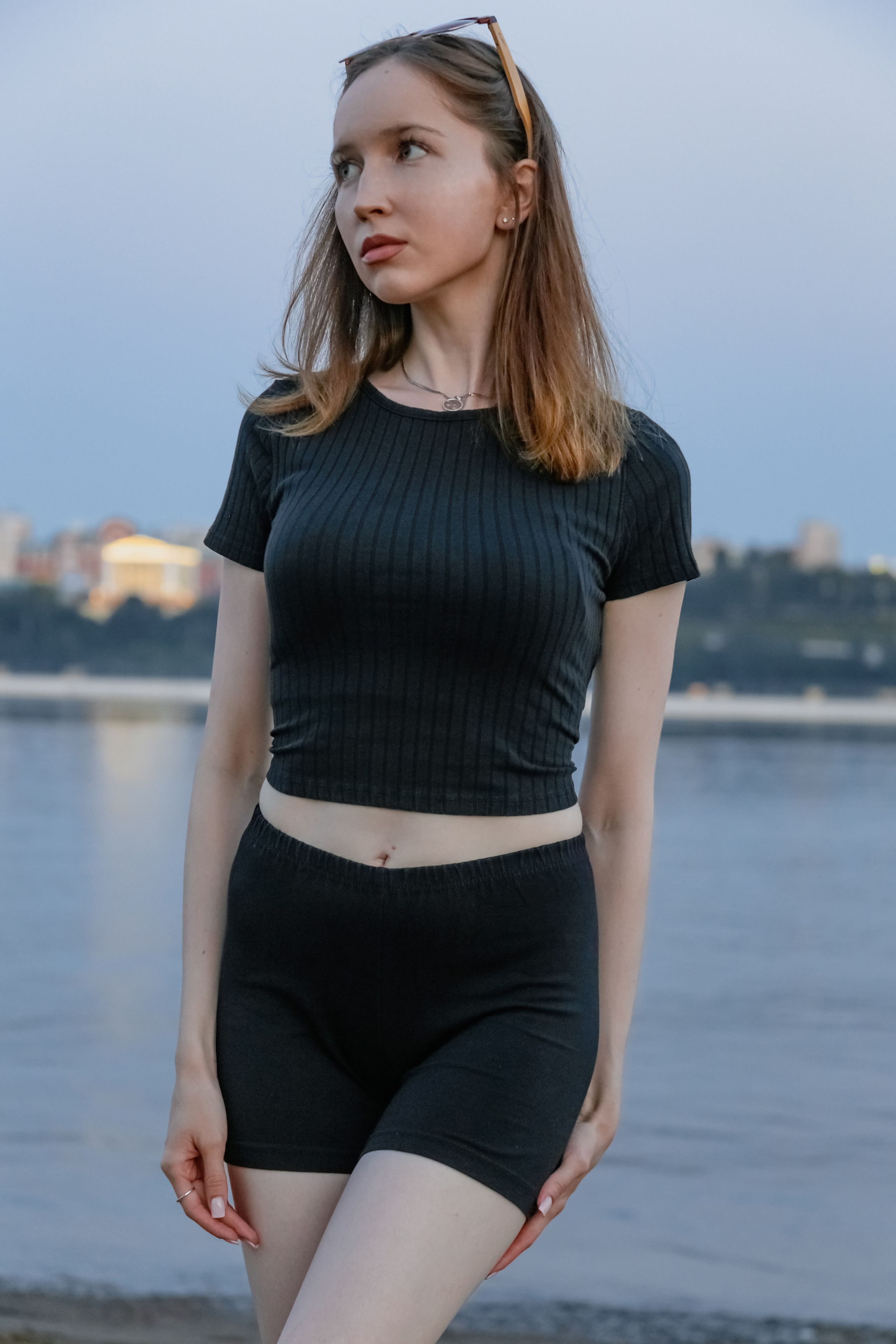 Алина на пляже. Фотограф Пермь. Фотосессия в фотостудии Перми и на свежем воздухе
