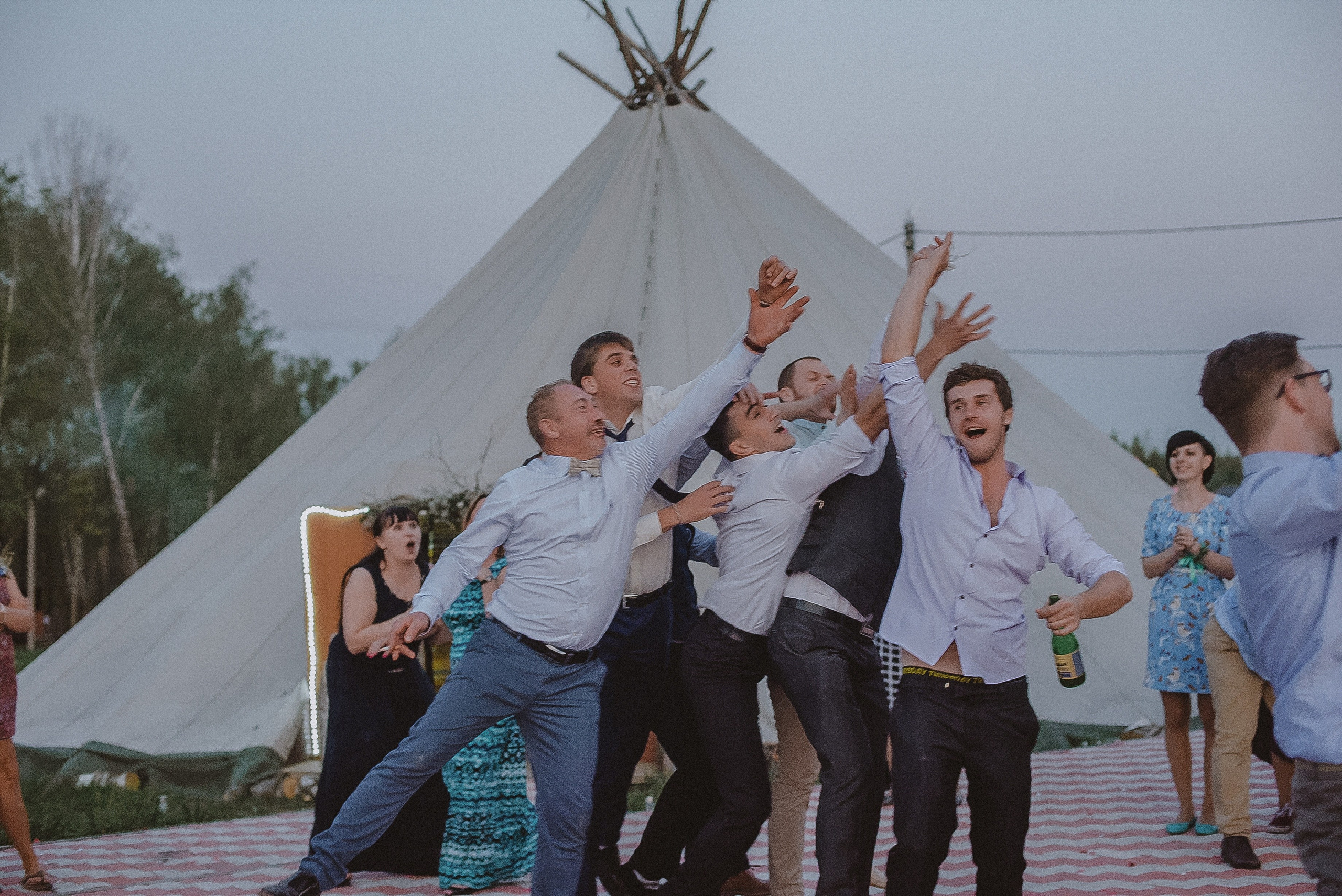 Love.app: Англичане в России. Свадебный и семейный фотограф в Москве Сажина Кристина КиМ. Свадебный оператор в Москве Сажин Максим