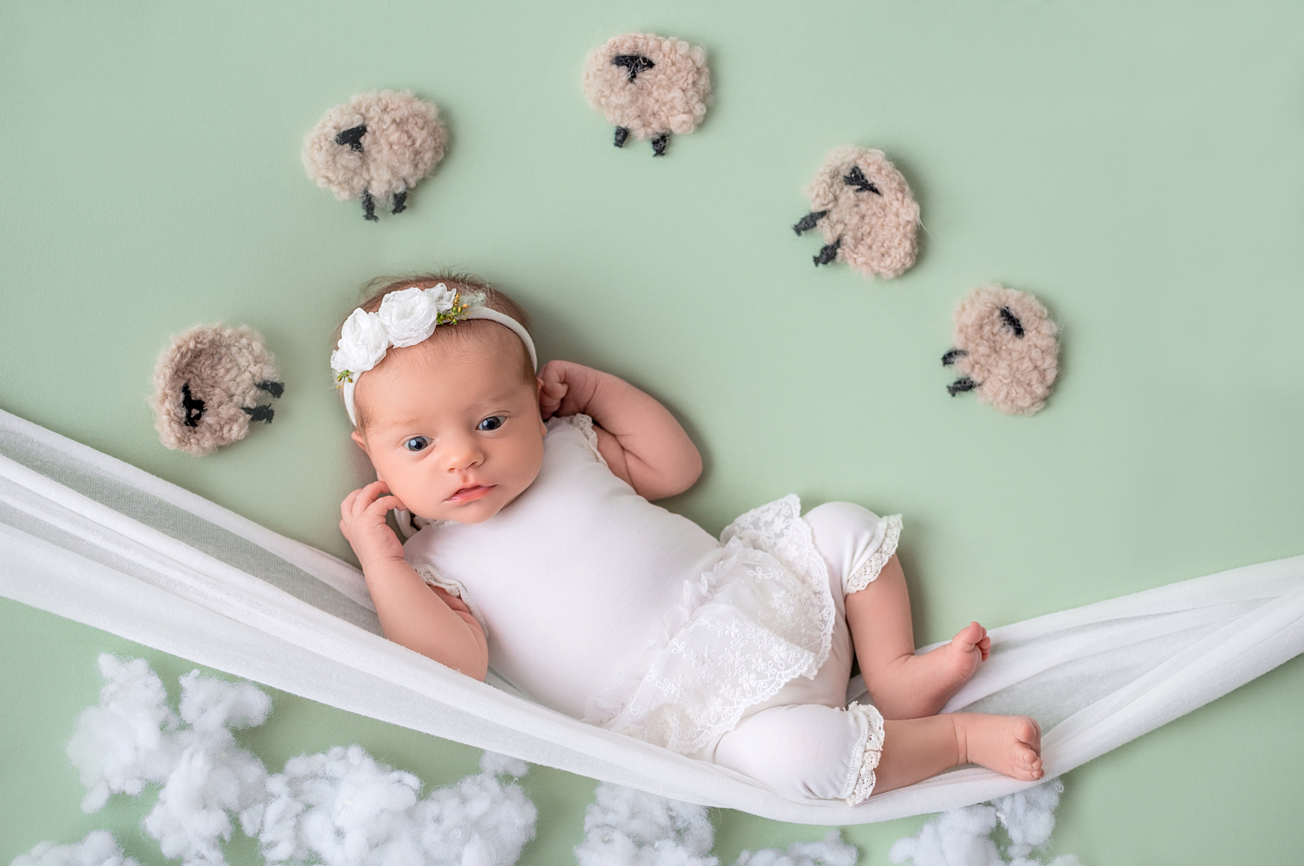 Съёмка новорожденного дома в Краснодаре Пашковка. Фотограф новорожденных Краснодар Малышенко Надежда