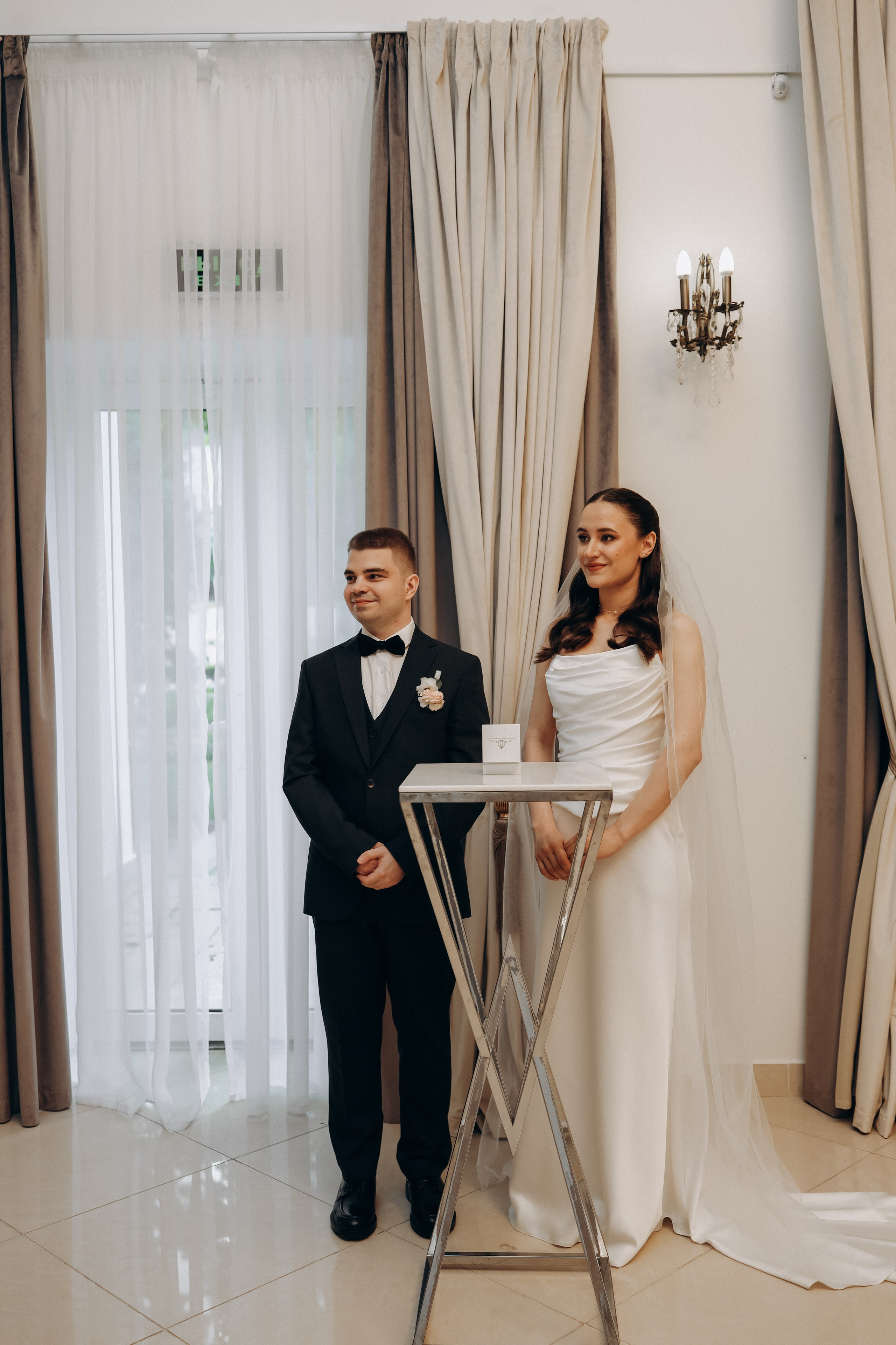 К&П. ЗАГС ВДНХ + прогулка. Диана Чечель. Свадебный и семейный фотограф в Москве