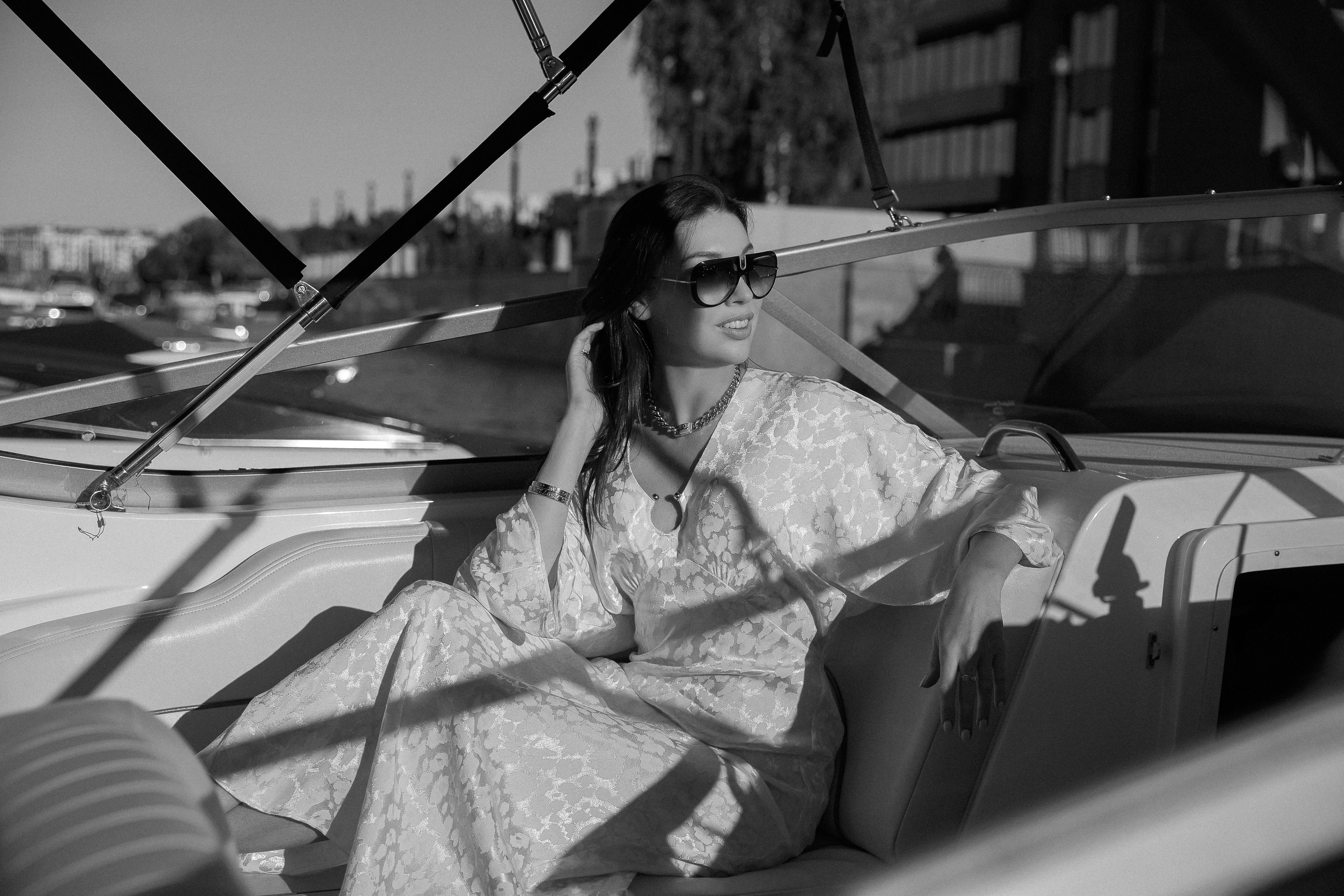 Фотосессия на катере. Портретный фотограф Санкт-Петербург Москва Андронова Юлия