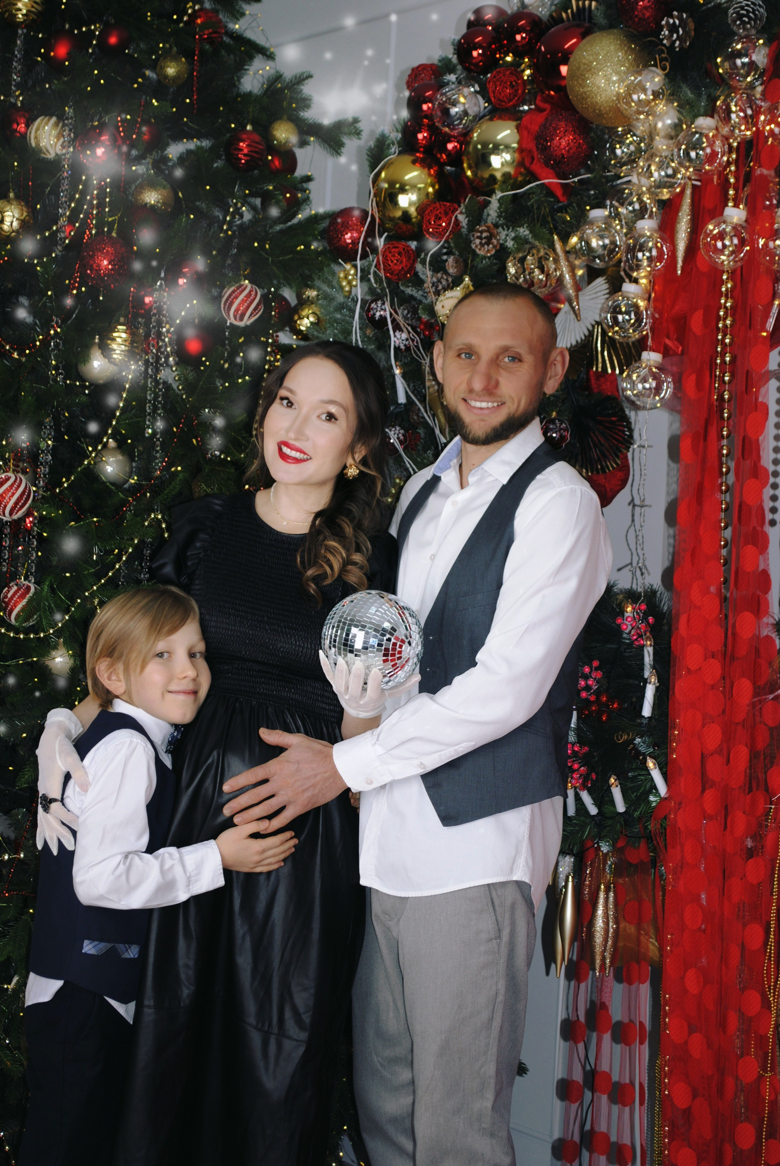 Ксения и семья. Фотограф Мария Мусаелян