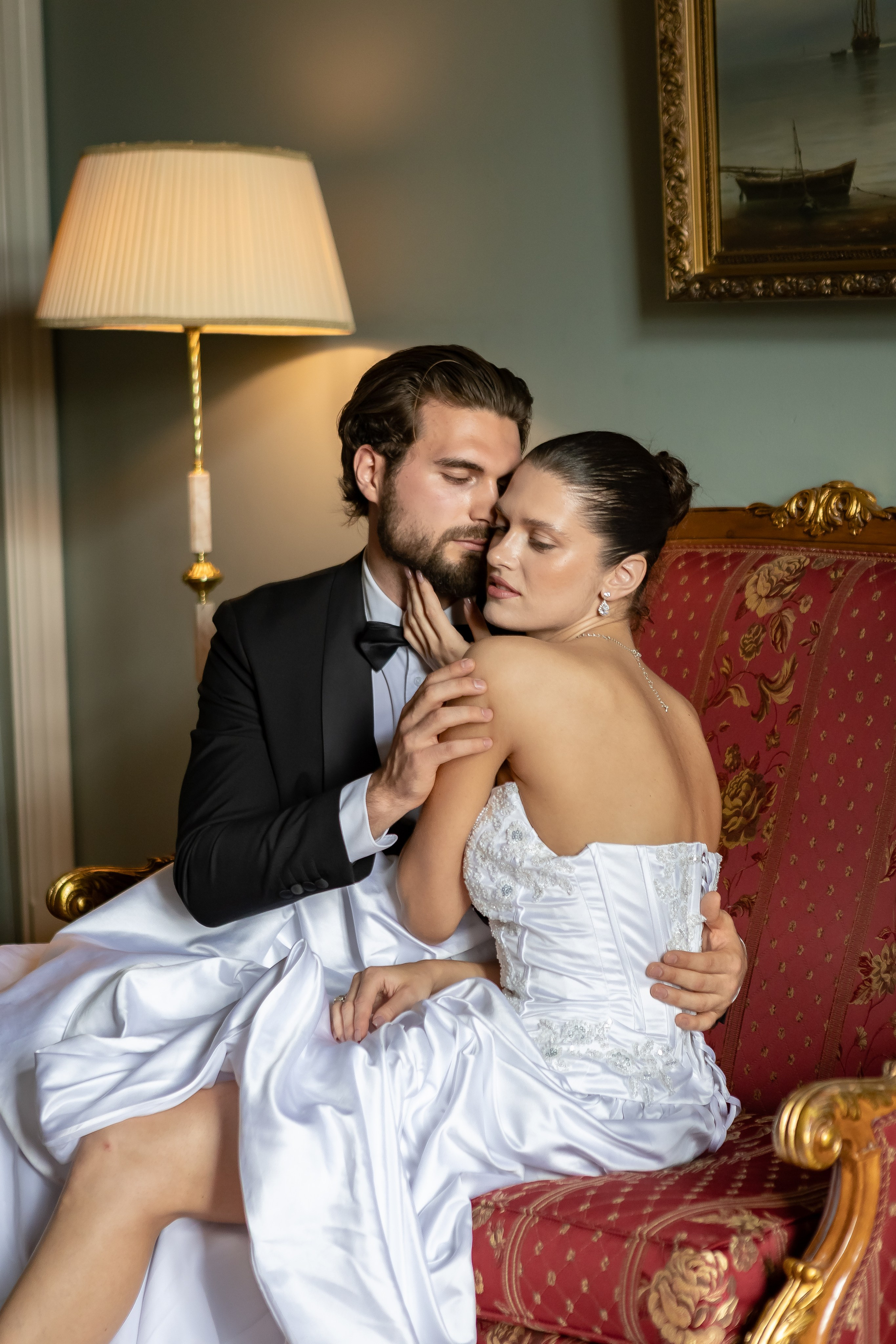 Фотопрогулка гостиница Националь. Свадебный фотограф в Москве