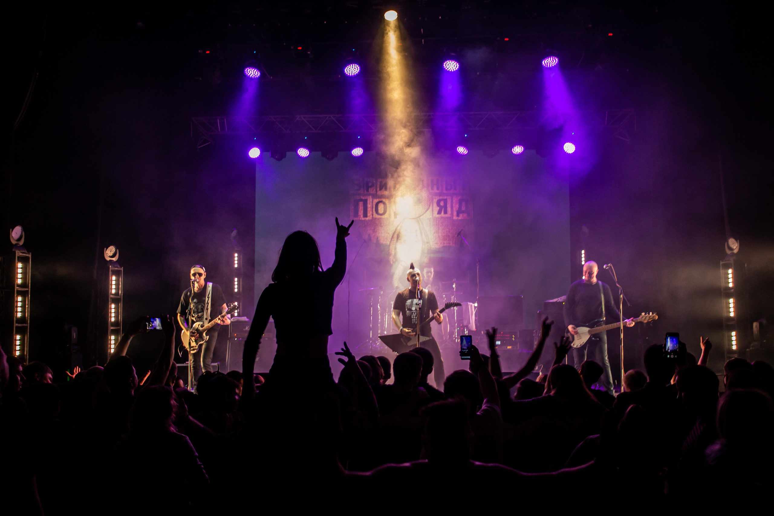 БРИГАДНЫЙ ПОДРЯД. Фотограф Сонкина Татьяна