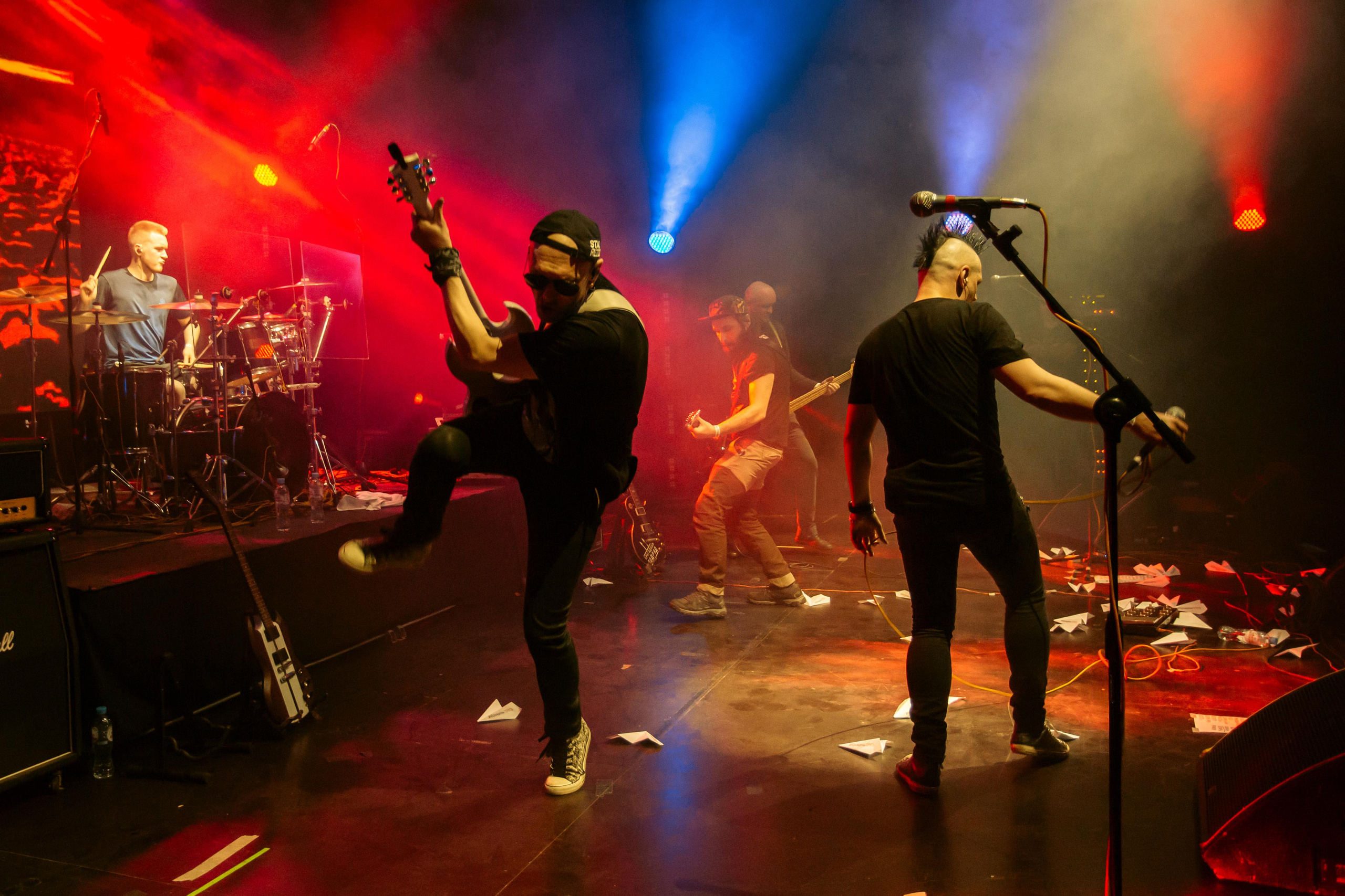 БРИГАДНЫЙ ПОДРЯД. Фотограф Сонкина Татьяна