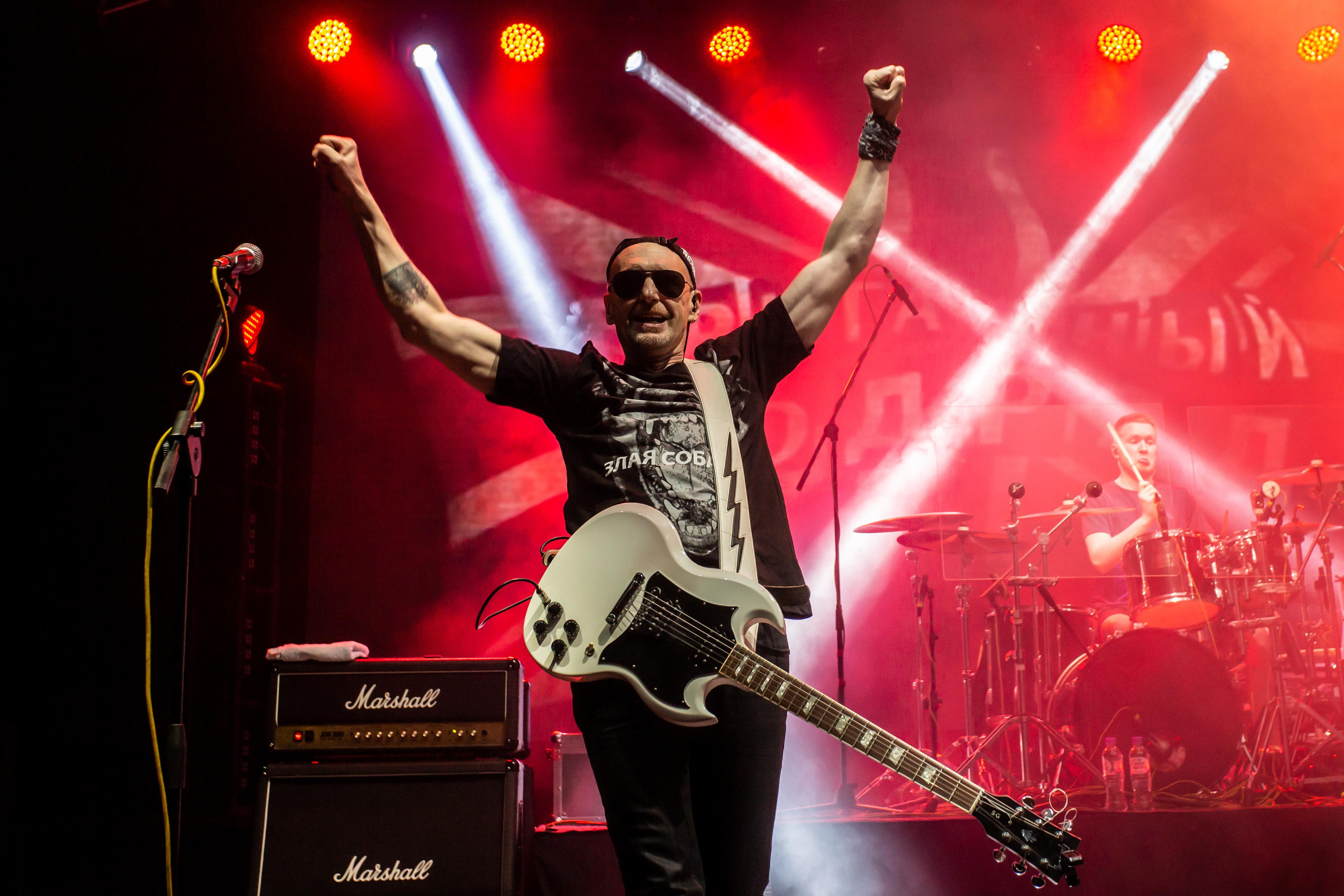 БРИГАДНЫЙ ПОДРЯД. Фотограф Сонкина Татьяна