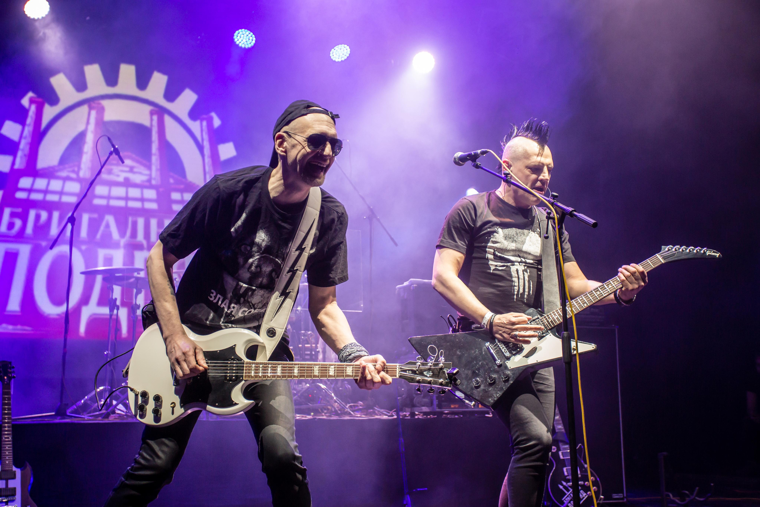 БРИГАДНЫЙ ПОДРЯД. Фотограф Сонкина Татьяна