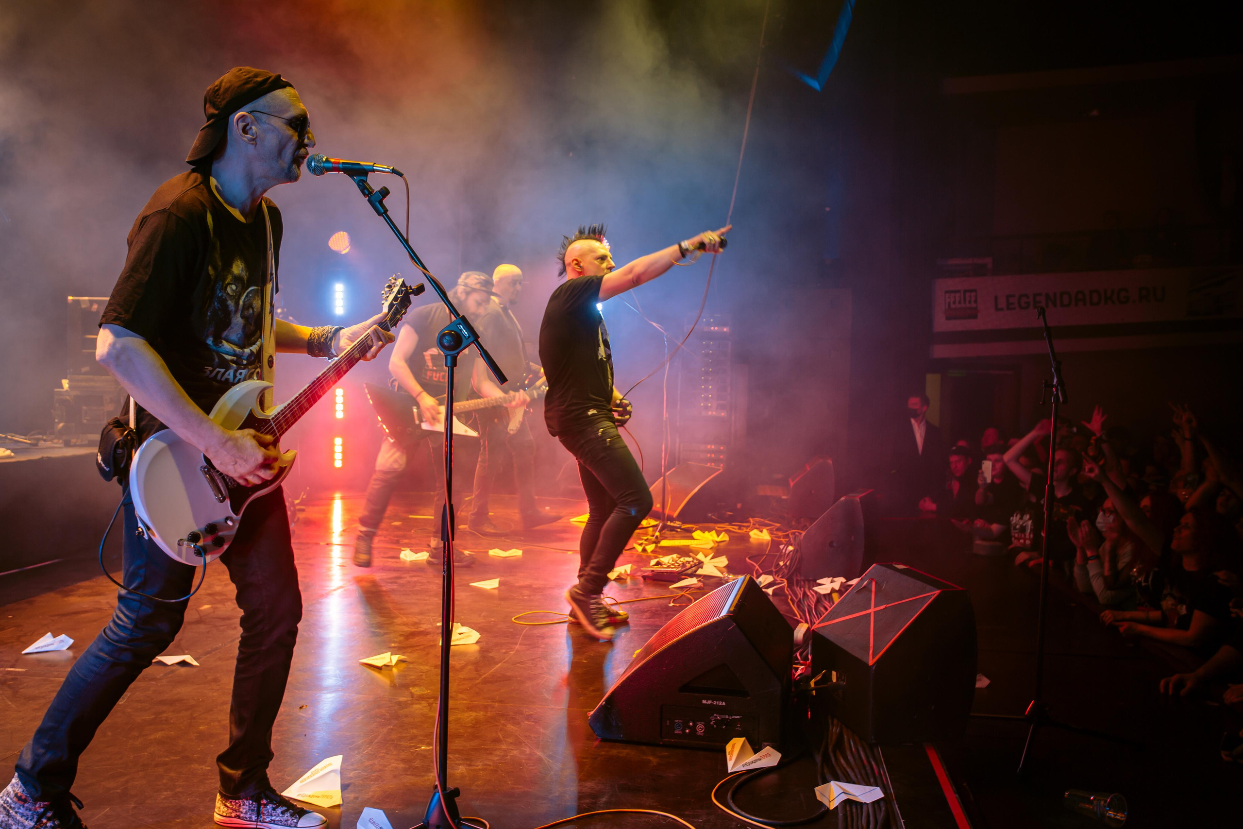 БРИГАДНЫЙ ПОДРЯД. Фотограф Сонкина Татьяна