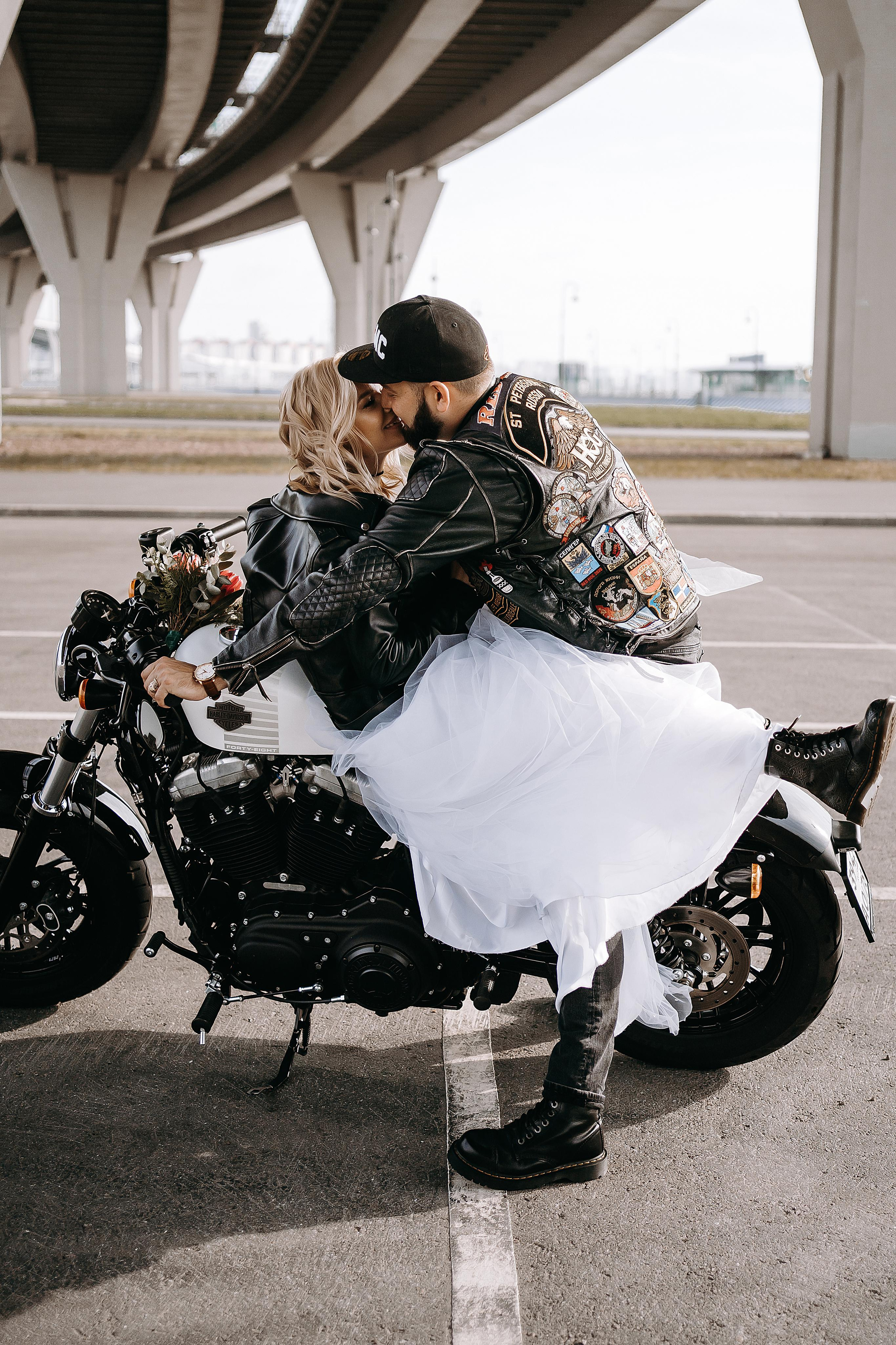MOTO WEDDING. Mayskaya photography