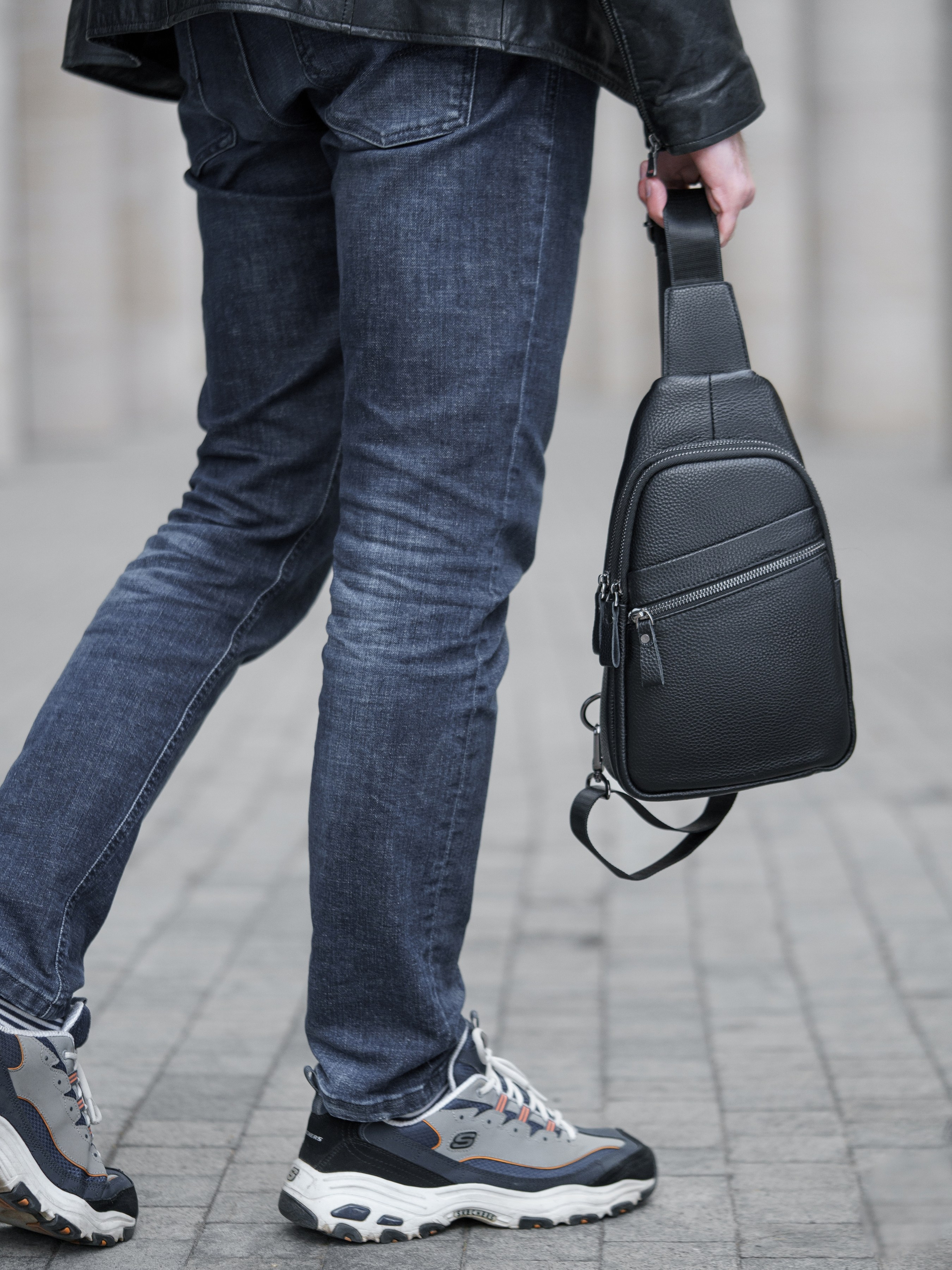 Бананки мужские, стрир-съемка, модель Денис. KED Production — продакшн из СПб. Создаём фото, видео и контент, который помогает брендам и селлерам продавать больше