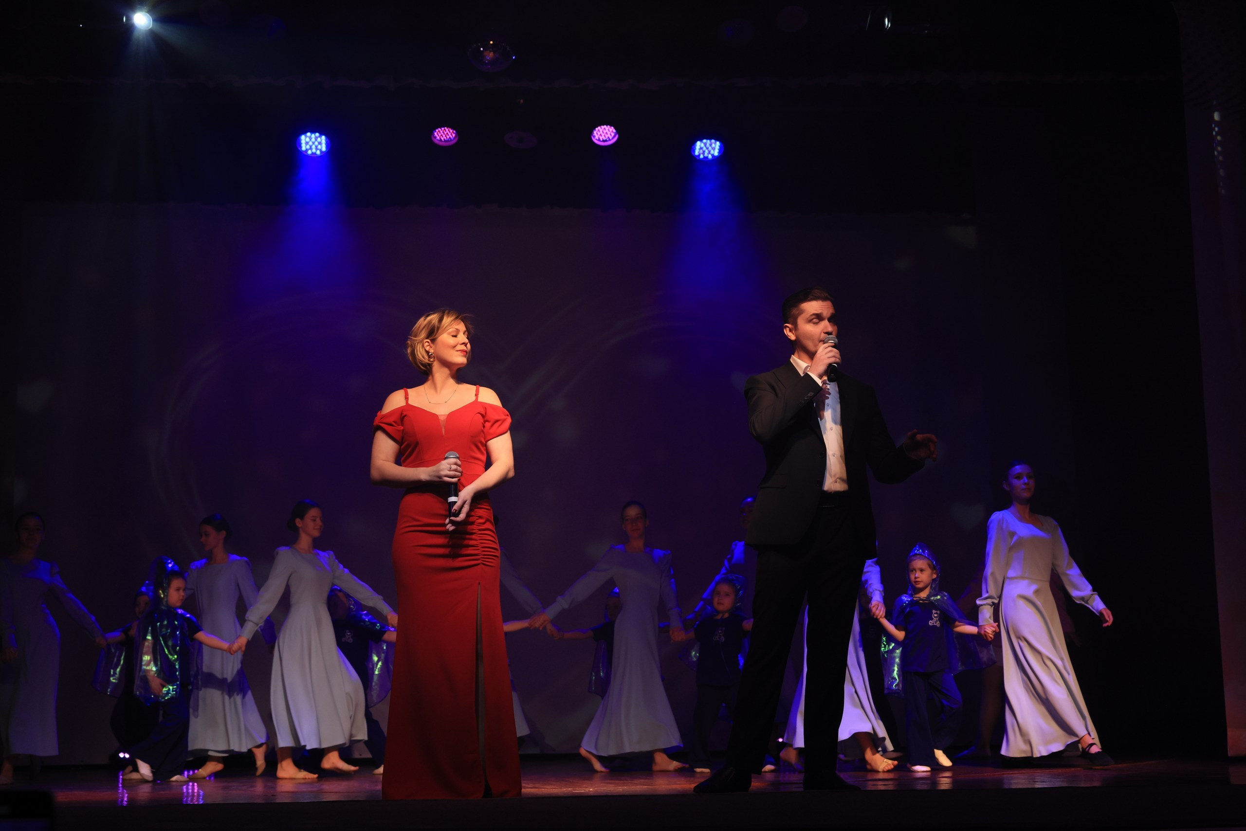 Концерт к 8 Марта в ДК «Металлург» г. Тула. Фотограф в Туле Крупский АнДРей. Фотостудия «КАДР71» в Туле