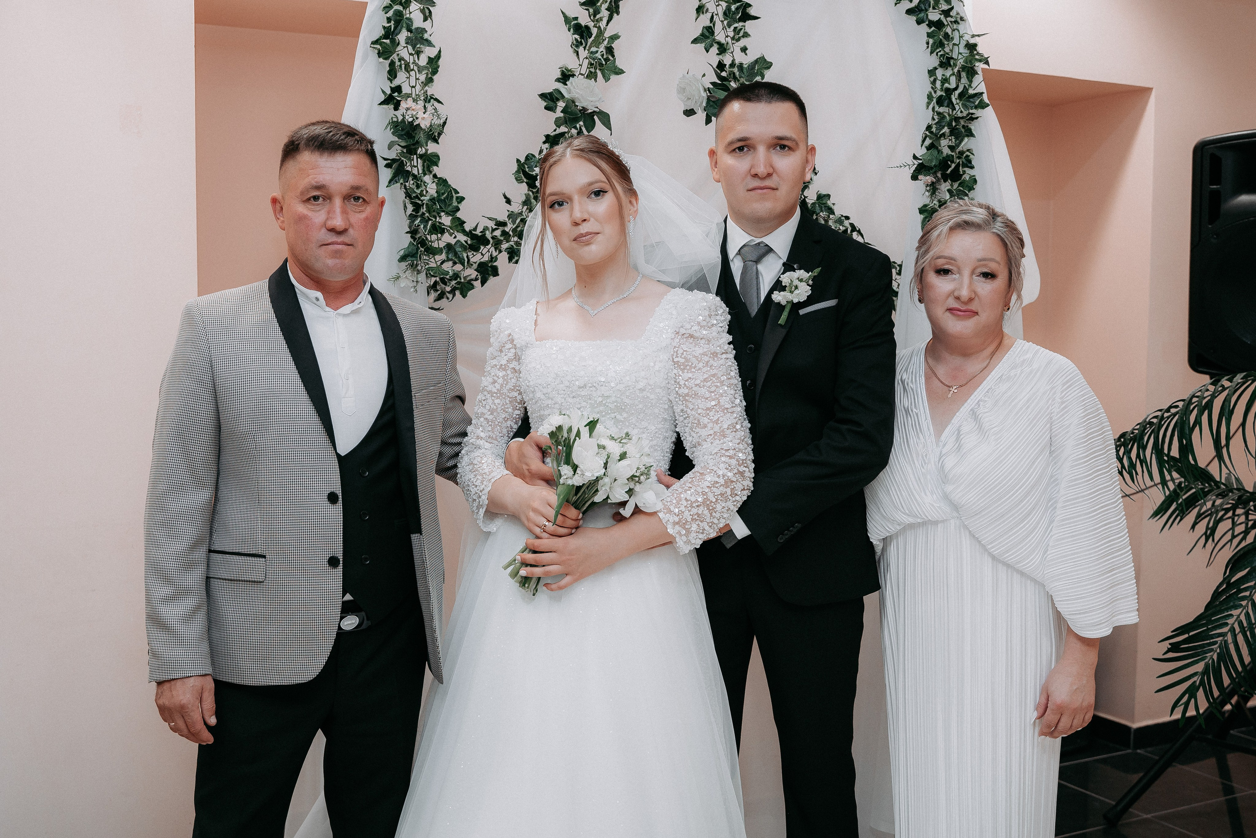 Максим и Александра. Свадебный фотограф в Чебоксарах