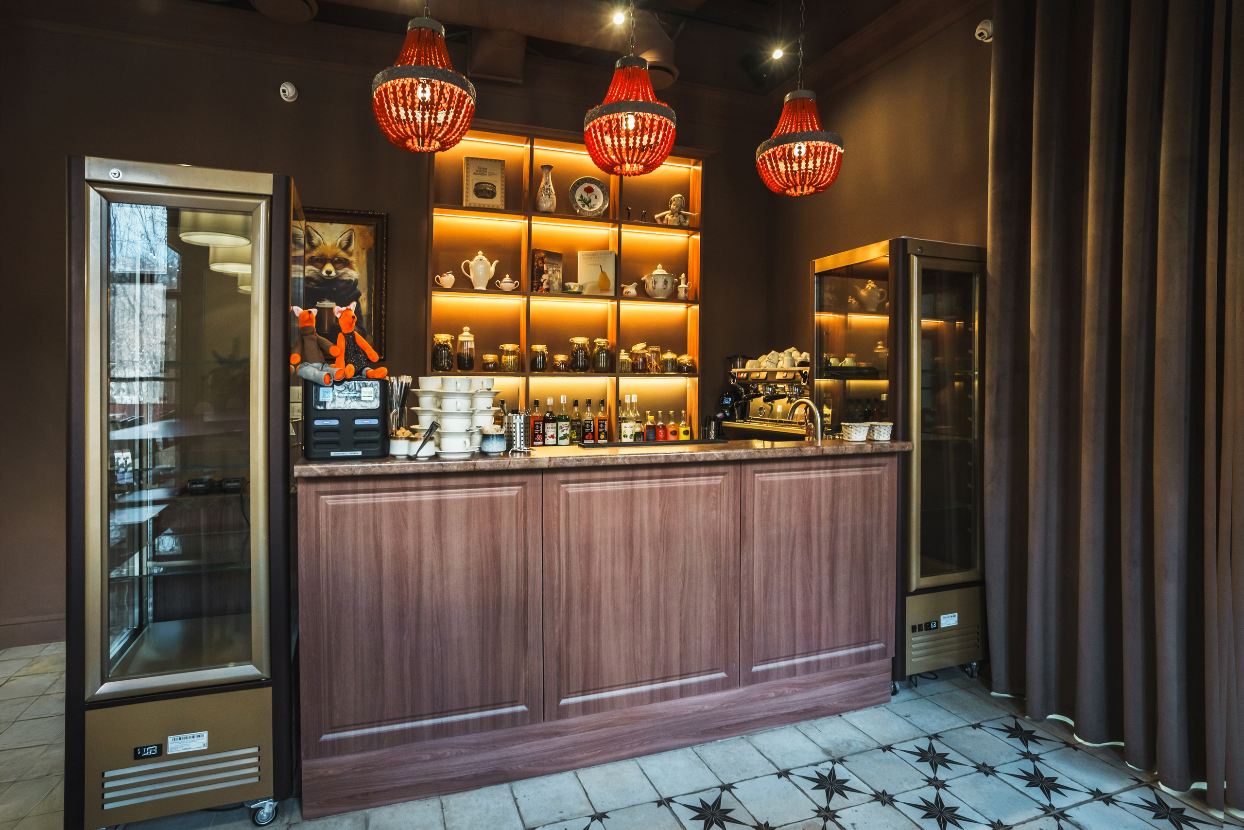 Кафе «Лисы, спички, два стола». Фотограф Казань