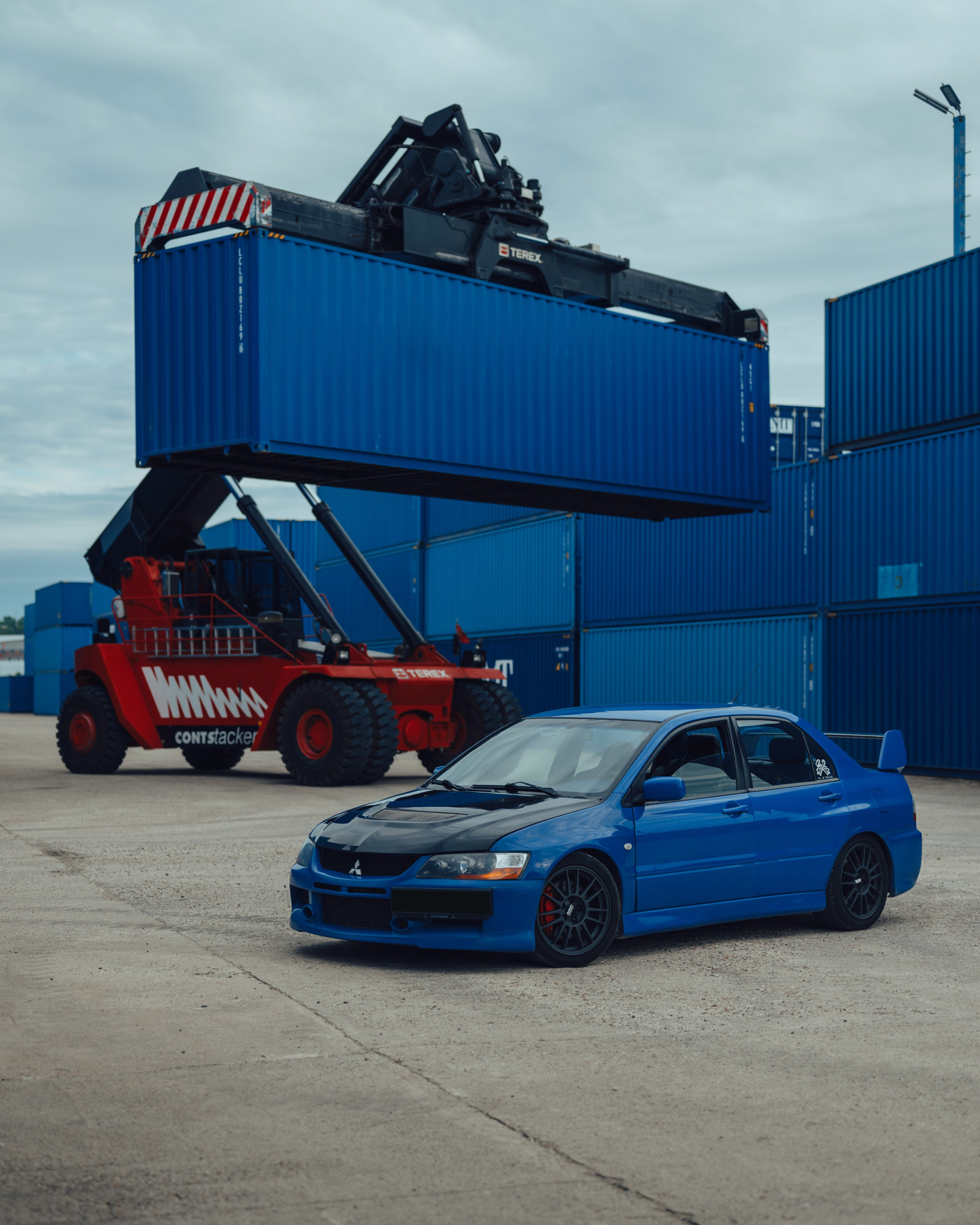 Mitsubishi Lancer Evo VIII. DeLorein