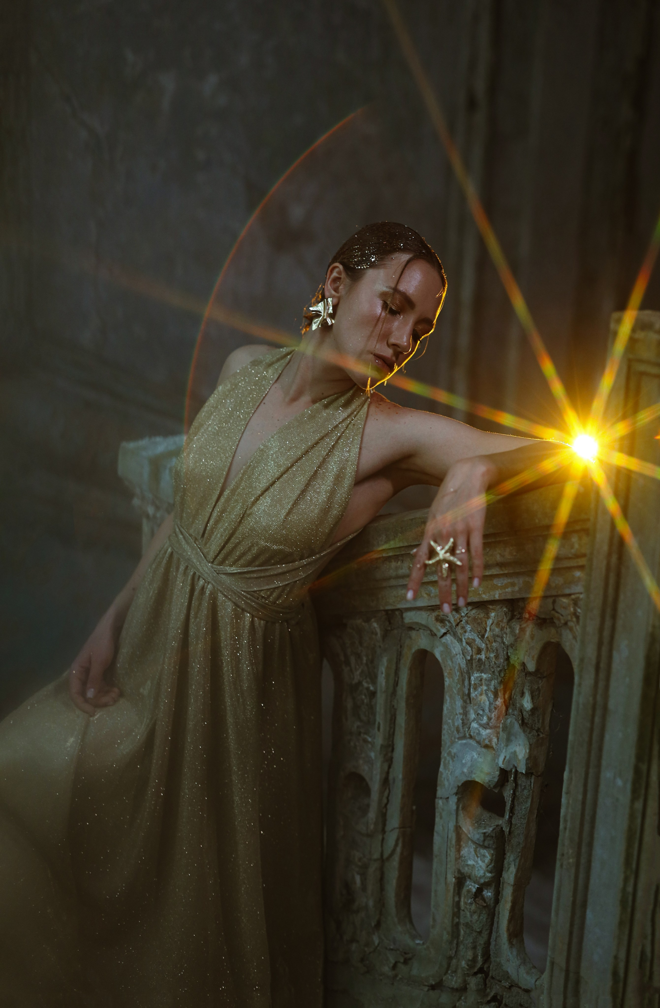 Фотосессия в заброшенном здании для Софии, Сухум, Абхазия. Свадебный и семейный фотограф в Абхазии Жанна Соснина