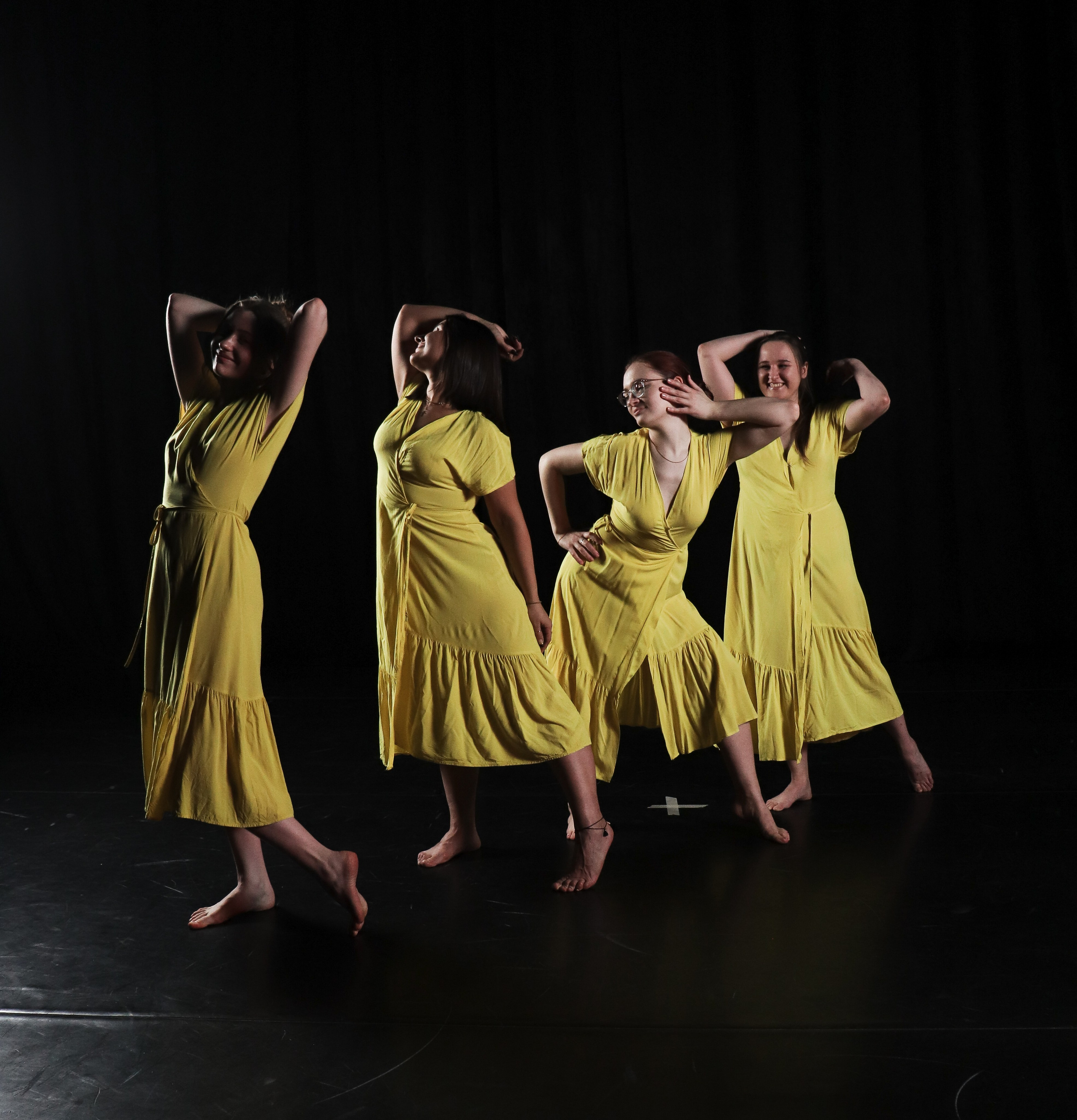 Театр танцевальной группы. Ивентный фотограф в Санкт-Петербурге Олег Комков