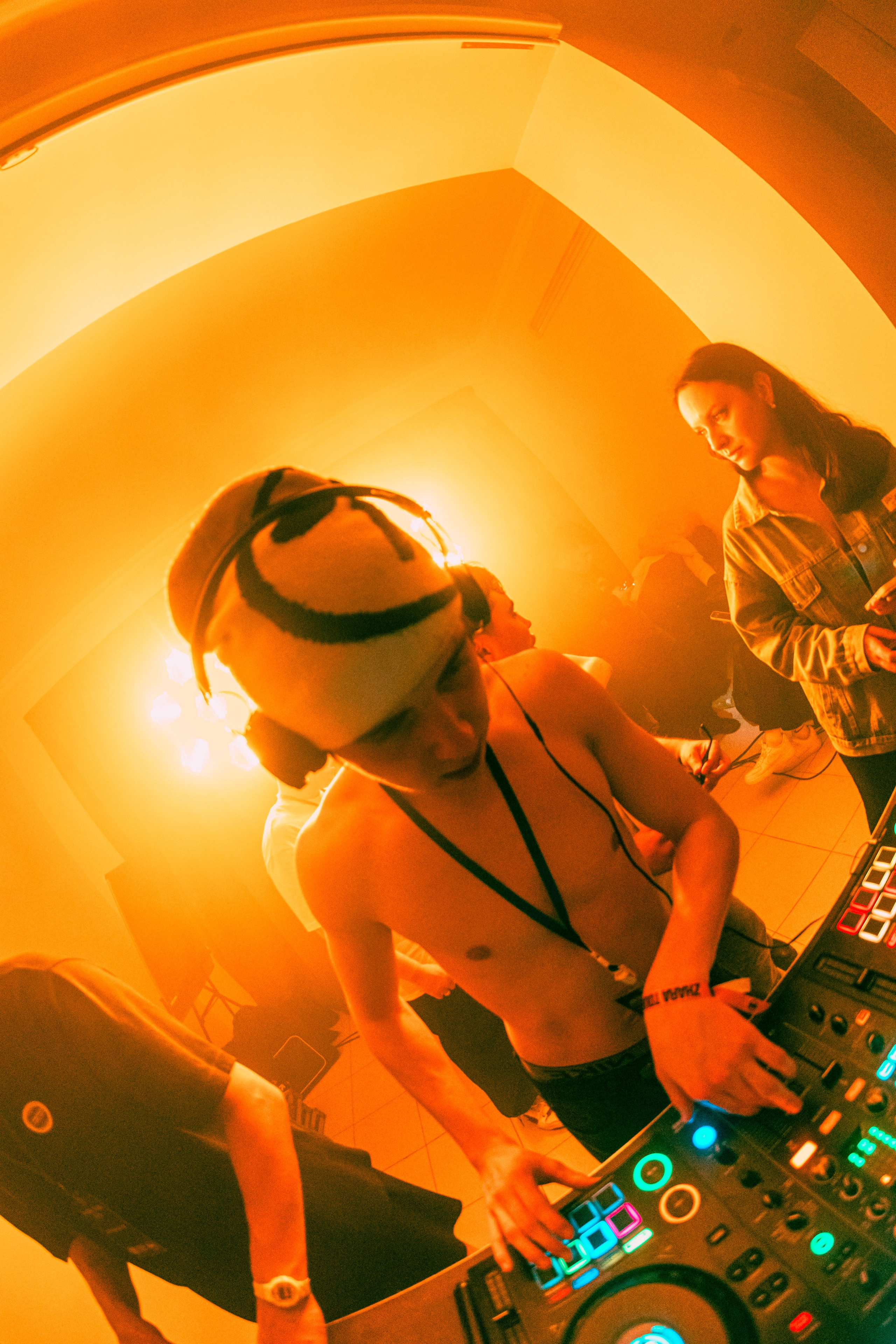 ZHARA TOUR DOMBAY | 2025 | PART1. ZHARA CREW