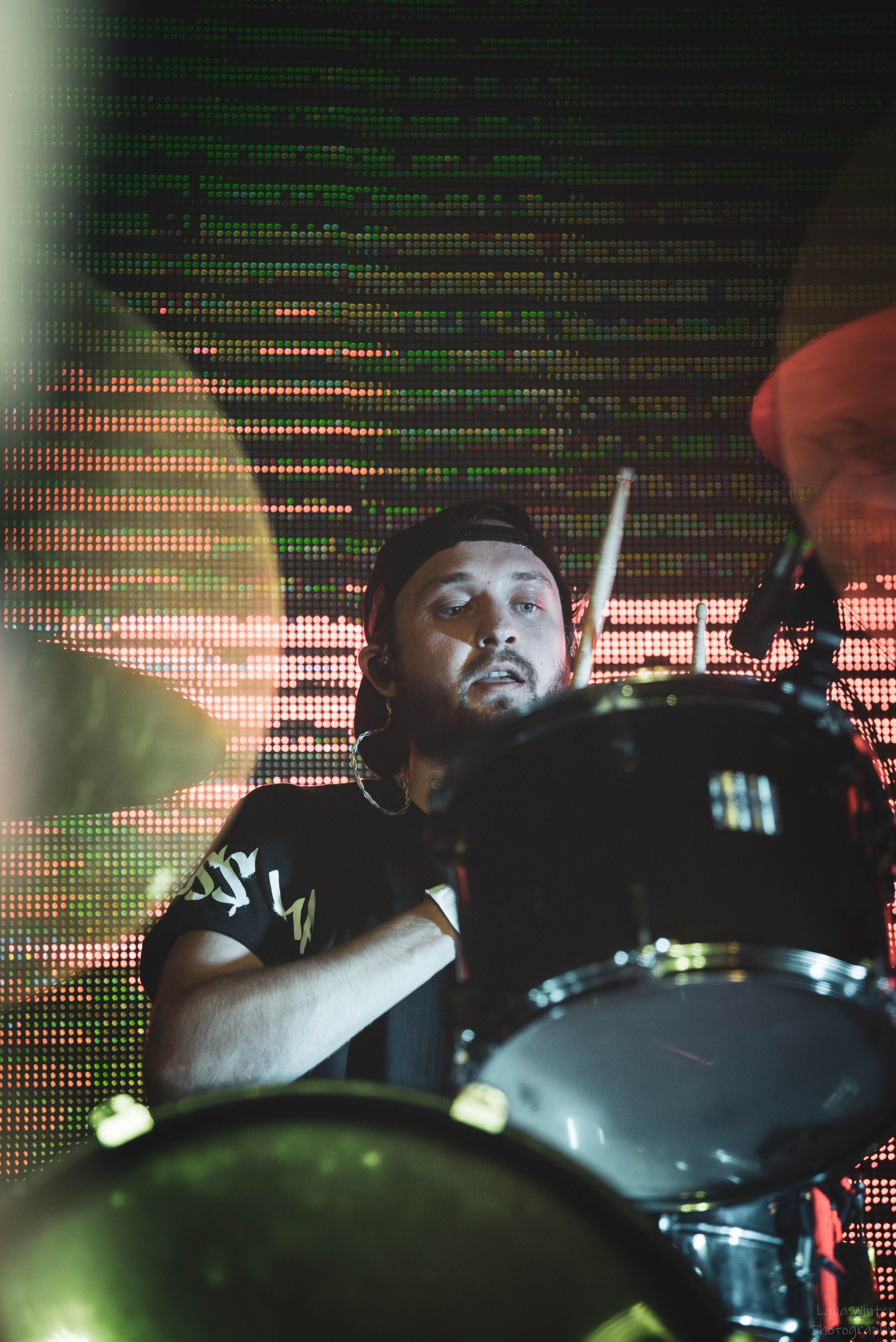 7000$ (29 июня 2025 года, Москва, клуб Урбан). Фотограф Светлана Блинова, Москва и Московская область