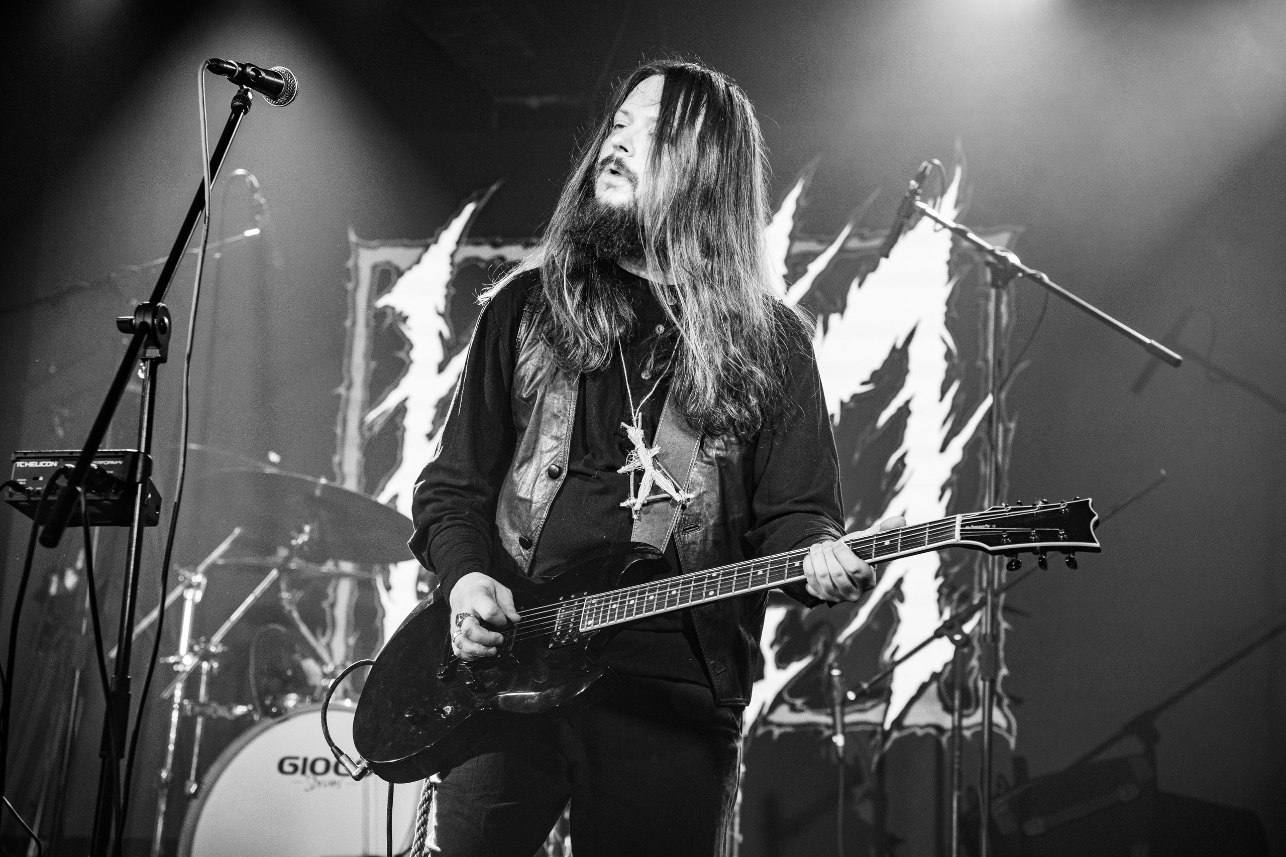 ИЛ • Minuala • Khlad|Glastonberry. Концертный и репортажный фотограф в Санкт-Петербурге Слава Пахомов