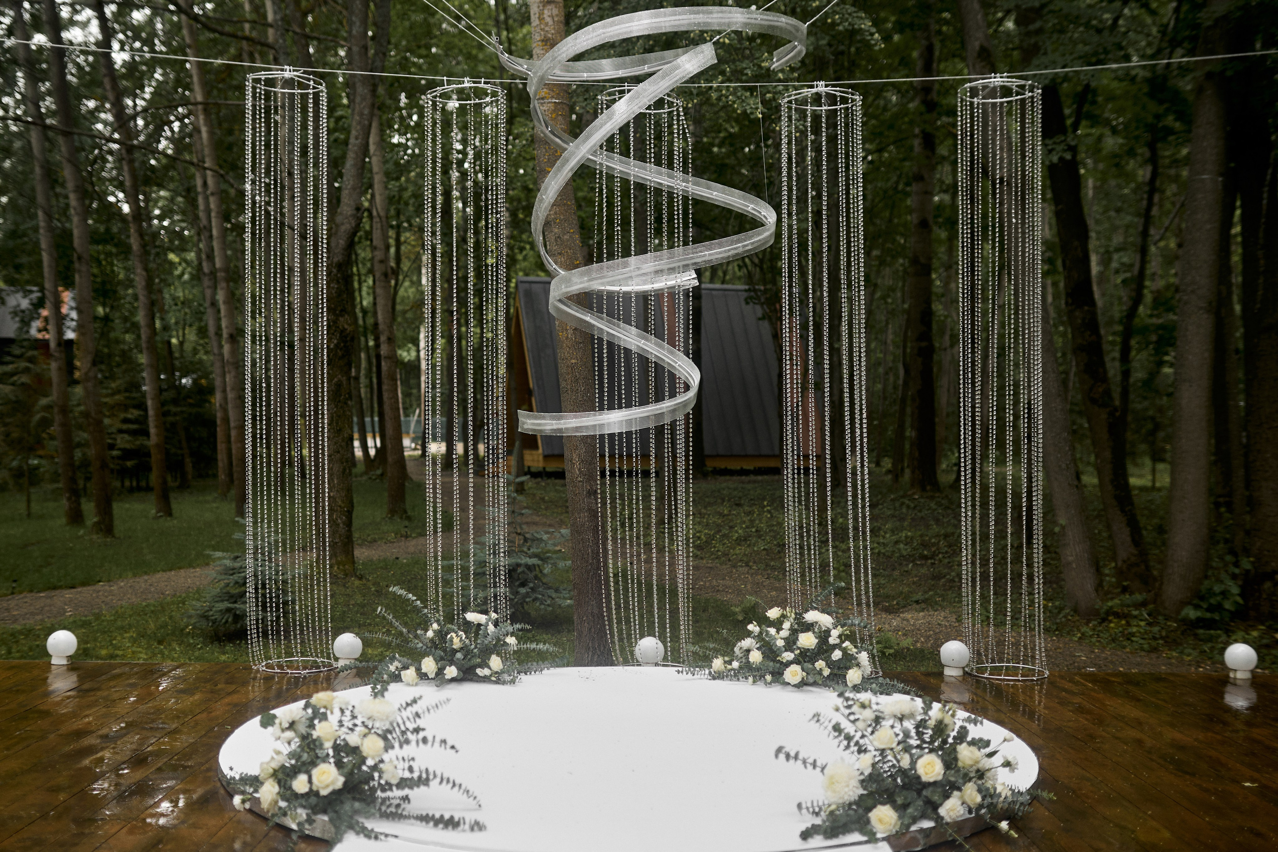 Crystal Swirl. Студия декора НикитинаДекор — оформление мероприятий в Ульяновске. Профессиональное создание эксклюзивных декораций