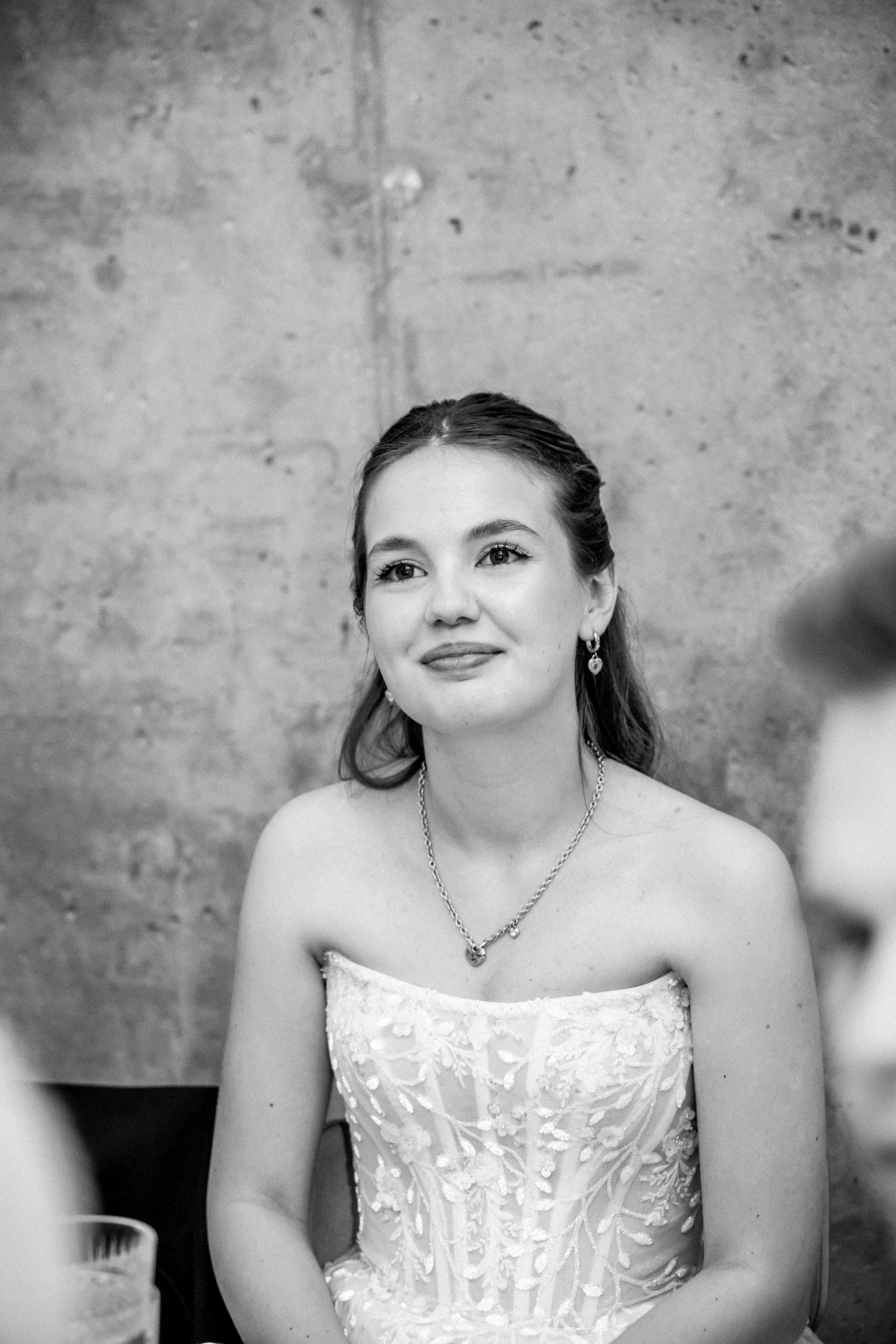 Банкет в кругу близких. Свадебный фотограф и видеограф в Москве — анонс фото и видео с церемонии в день свадьбы