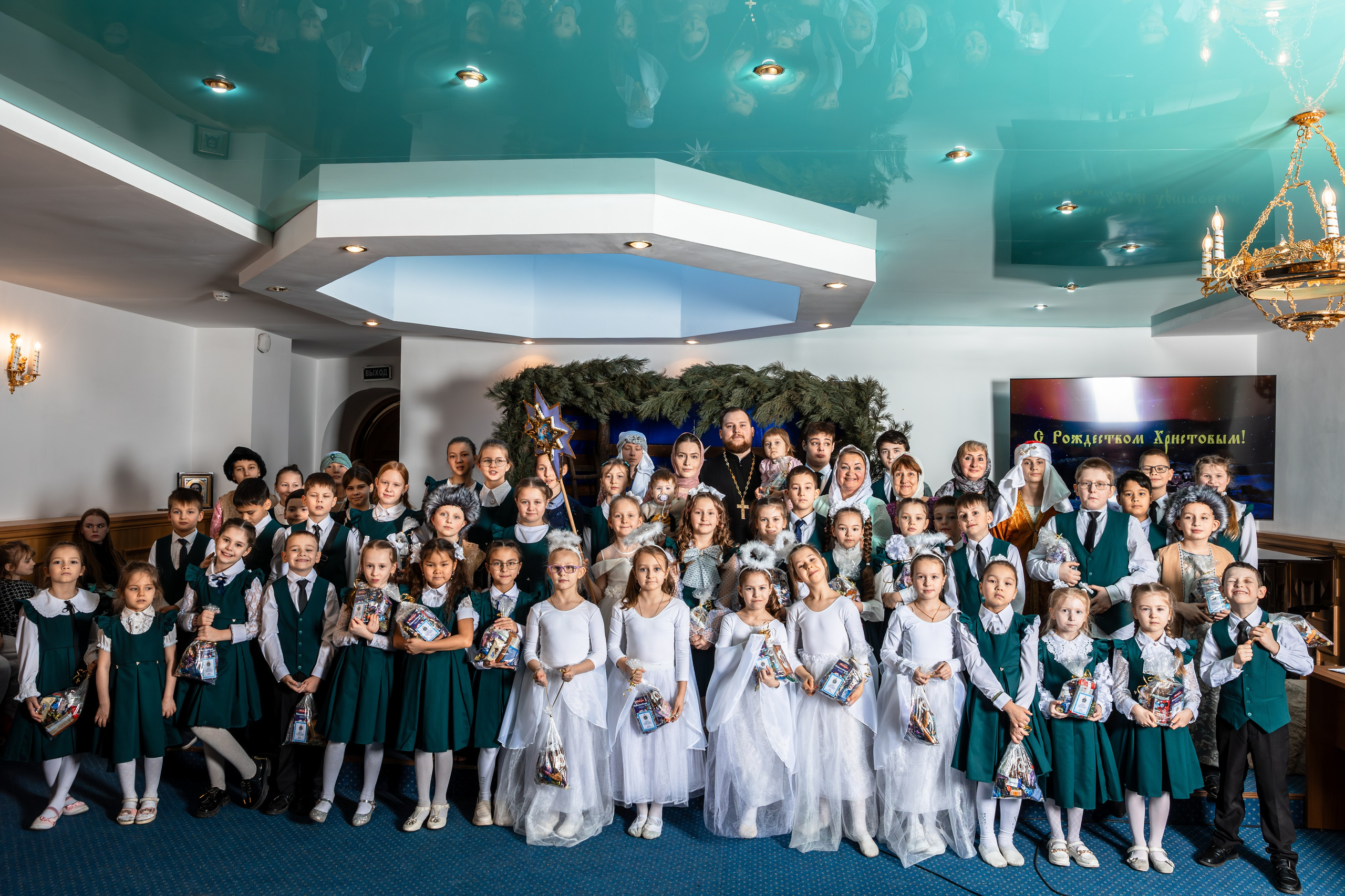 Рождество Воскресная школа 2025. Фотограф Таинств Крещение и Венчания г. Магадан Власова Ульяна