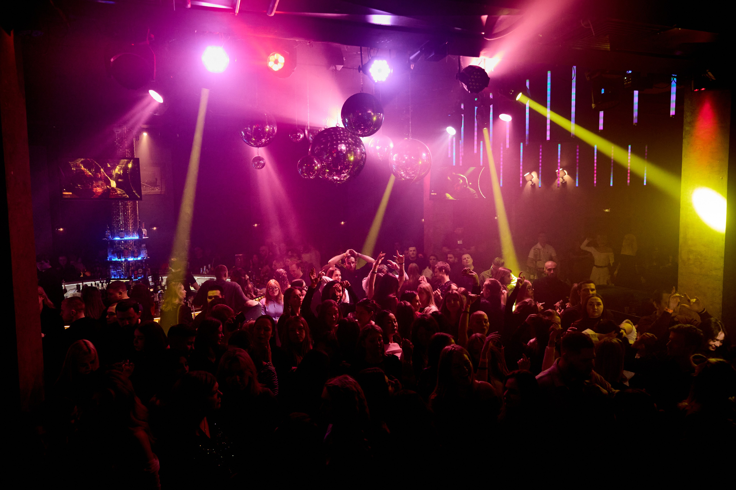 Концерт Зомба в Норильске в ночном клубе «Рублев». Свадебный и семейный фотограф в Ульяновске, Норильске, Казани — Орешина Елена