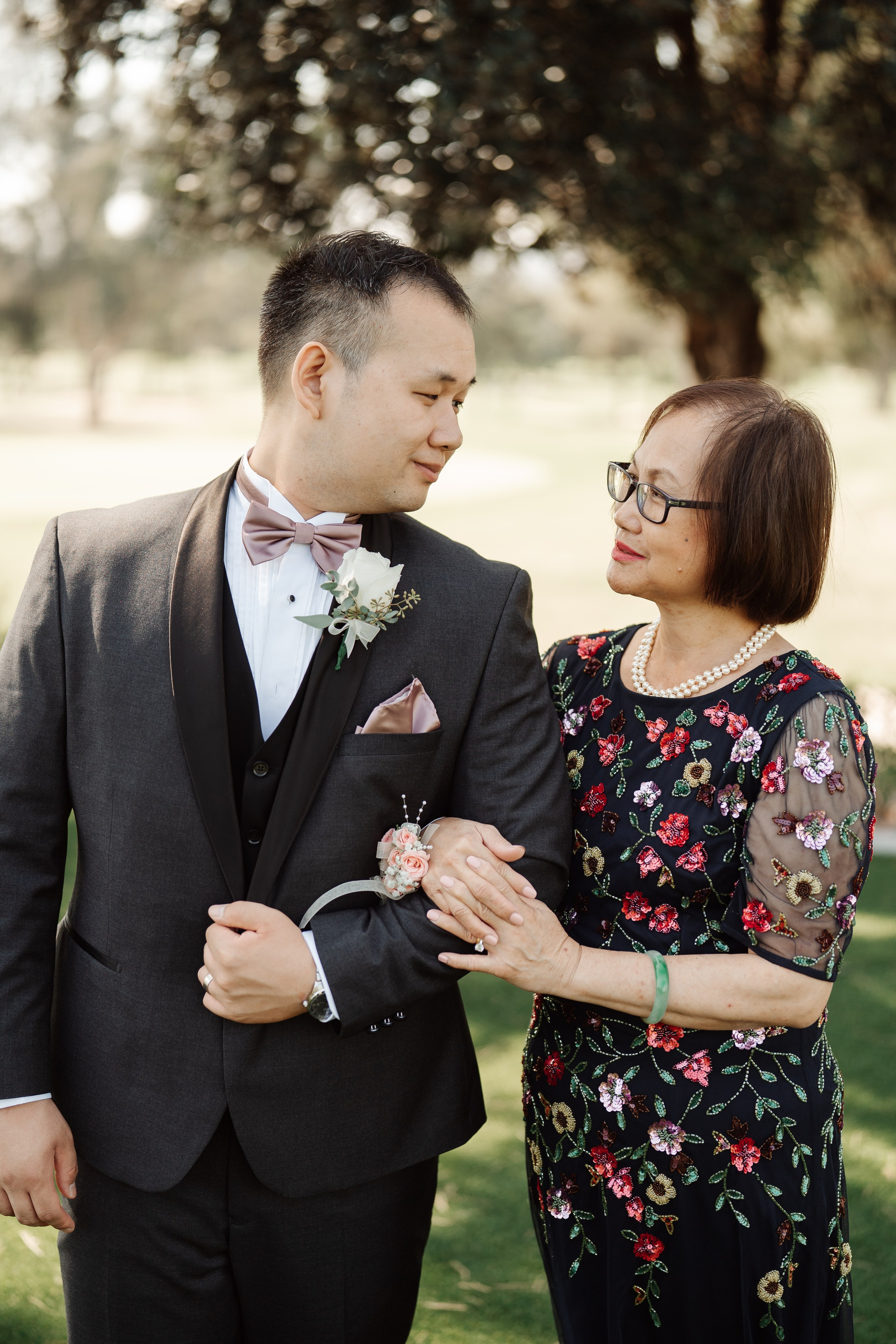 2025-08-16_AndreaChristopher. Ретушер Зенькевич Света