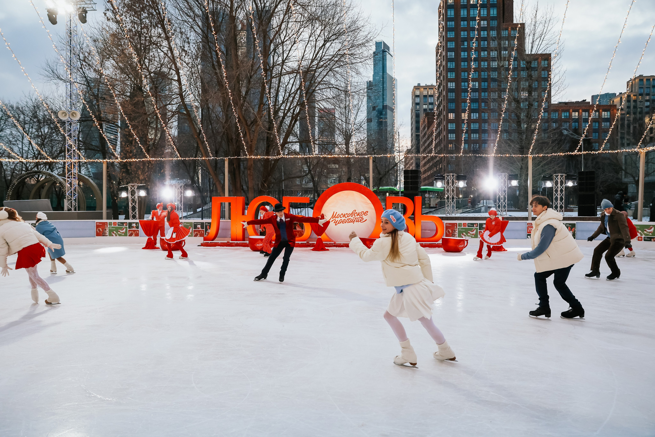 Ледовое шоу Сити каток Московское Чаепитие. Фотограф и видеограф Анна Домашенко