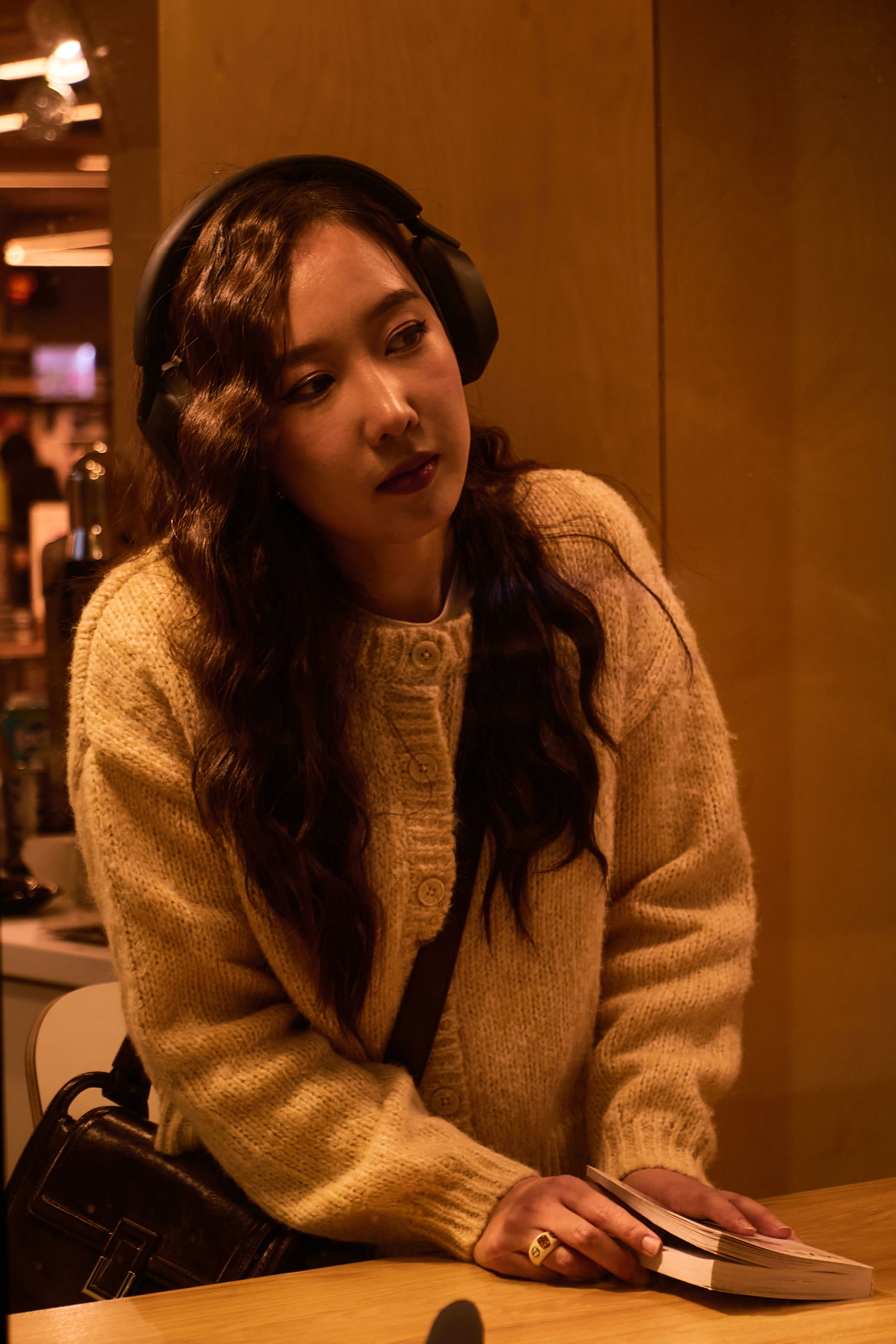 Bigul|tracks and tales