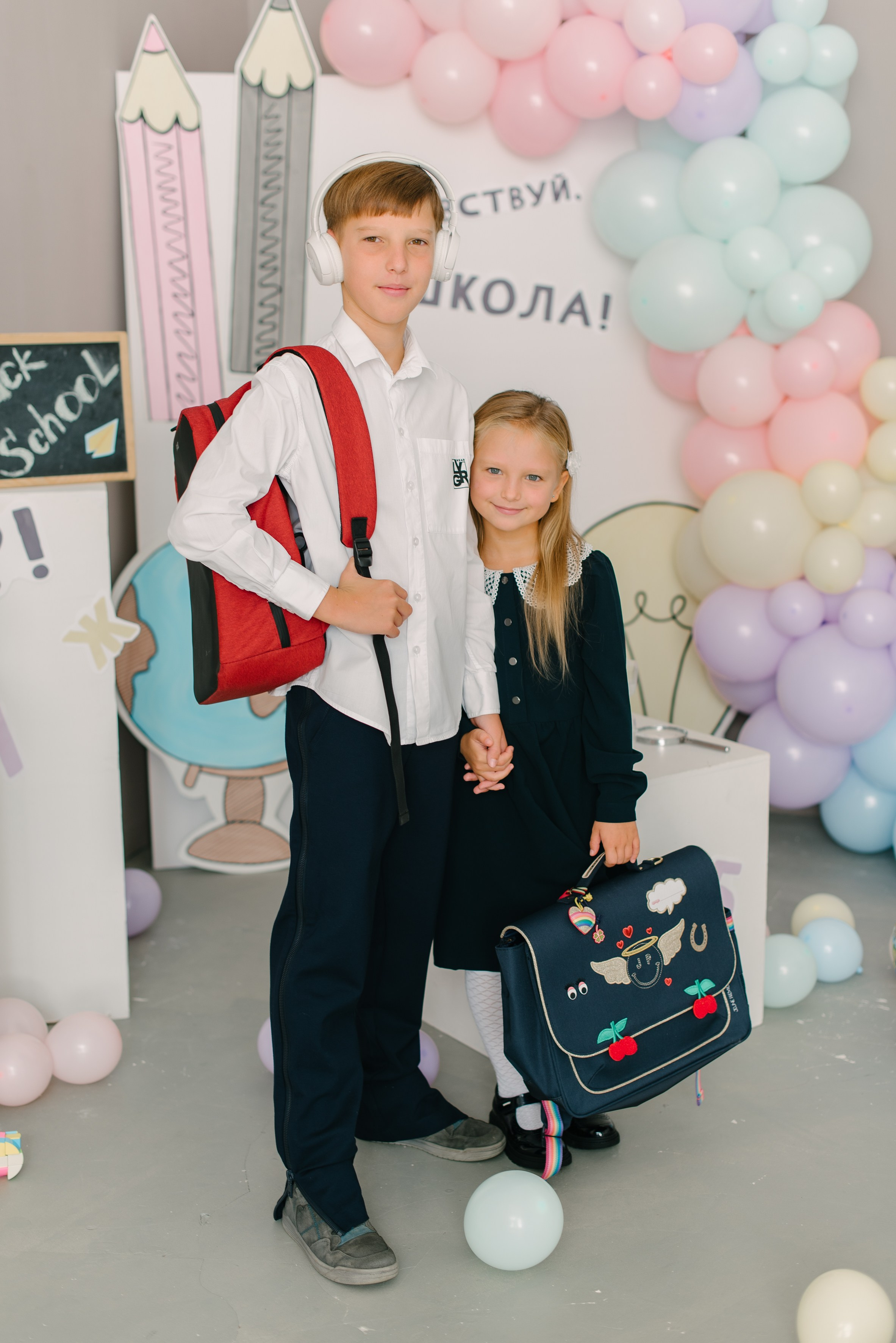 Фотозона «Школьная» в фотостудии. Выпускные альбомы Чехов