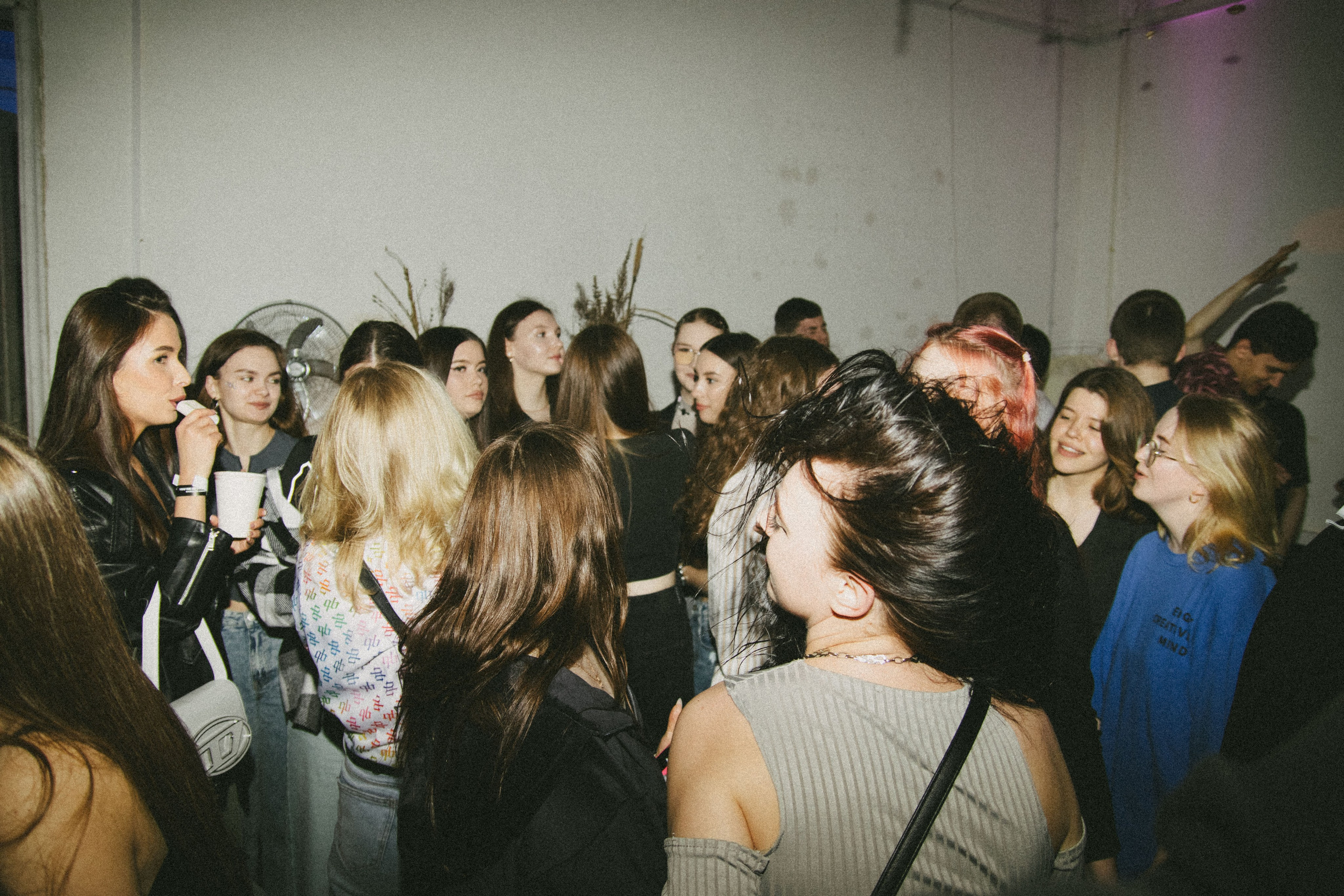 Тусовки. Фотограф Егор Огородов