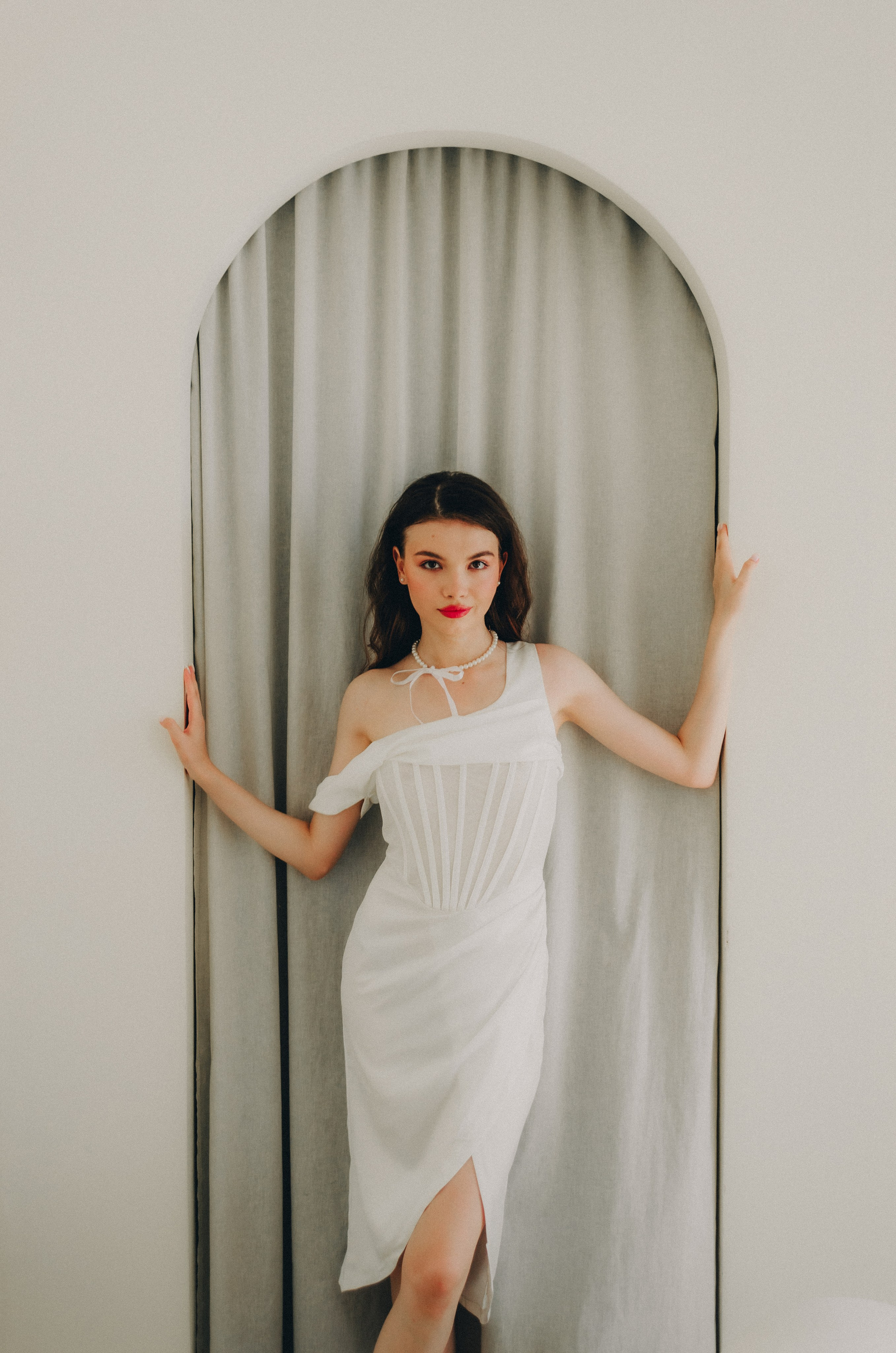 Фотосессия в стиле old money vintage. Денисова Аля — фотограф для парных съемок и индивидуальных историй в Барнауле